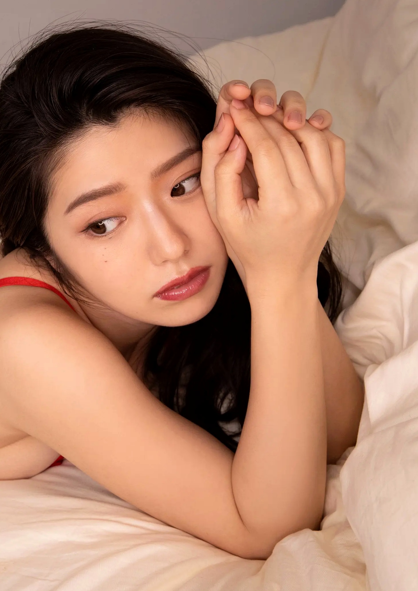山田かな - …まだかな? 日本清纯女神性感内衣家居私房写真