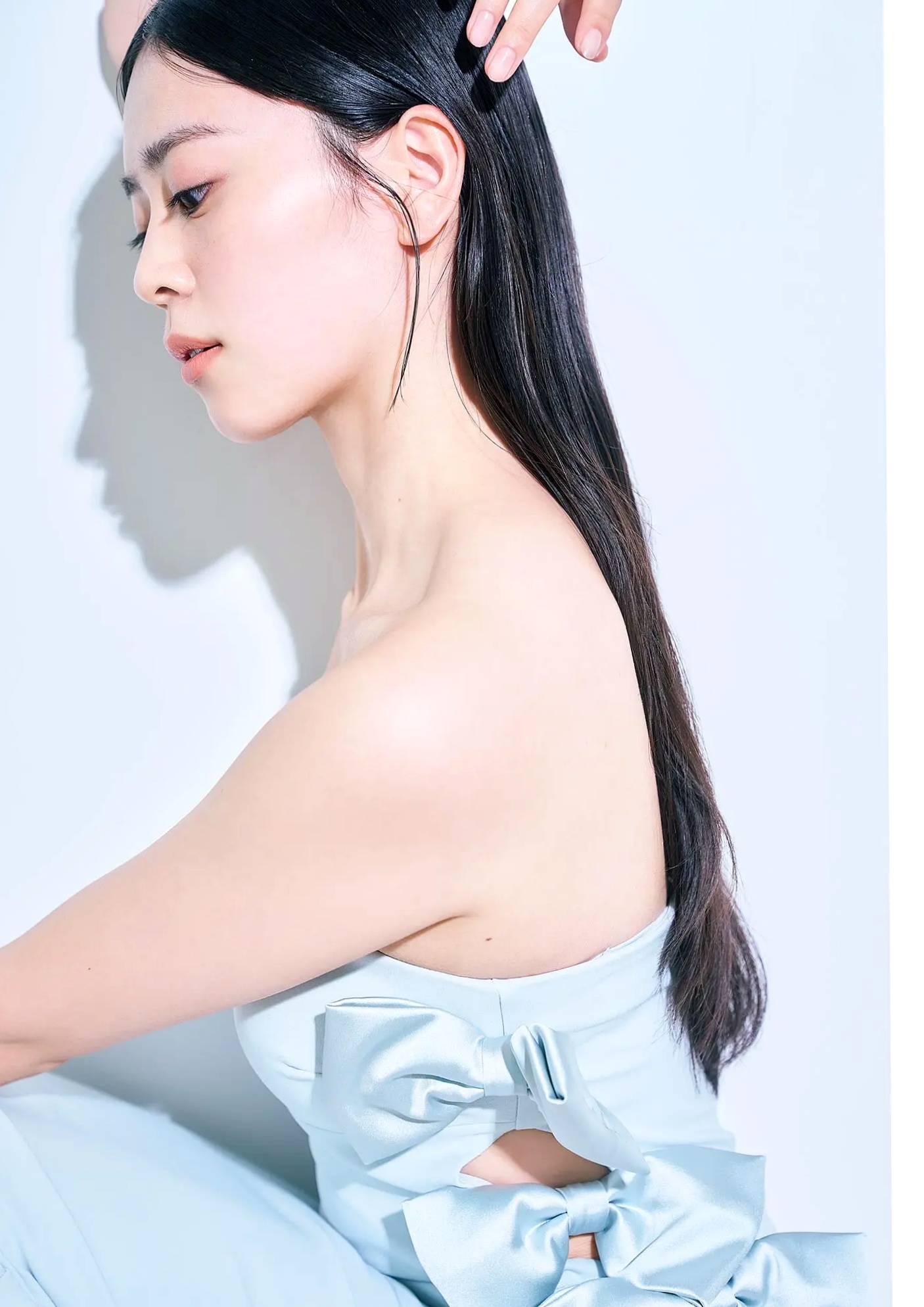 坂井仁香 - ひとかけら 户外泳池比基尼清新写真