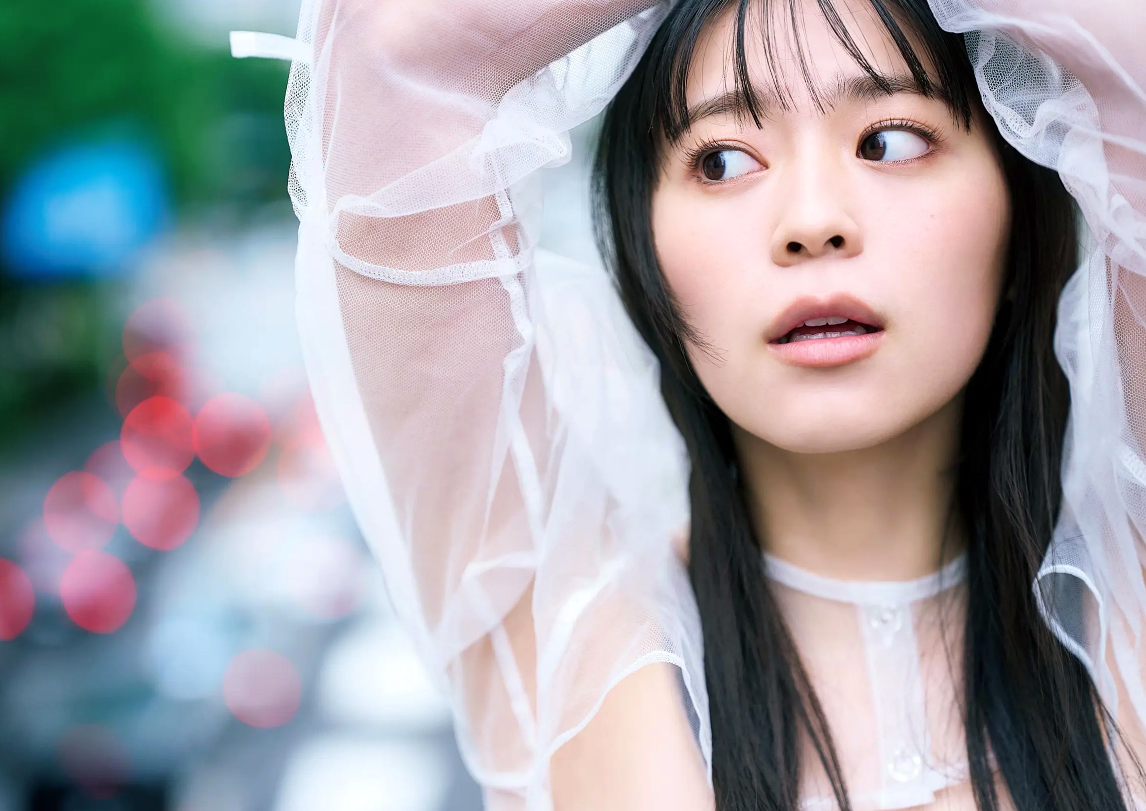坂井仁香 - ひとかけら 户外泳池比基尼清新写真