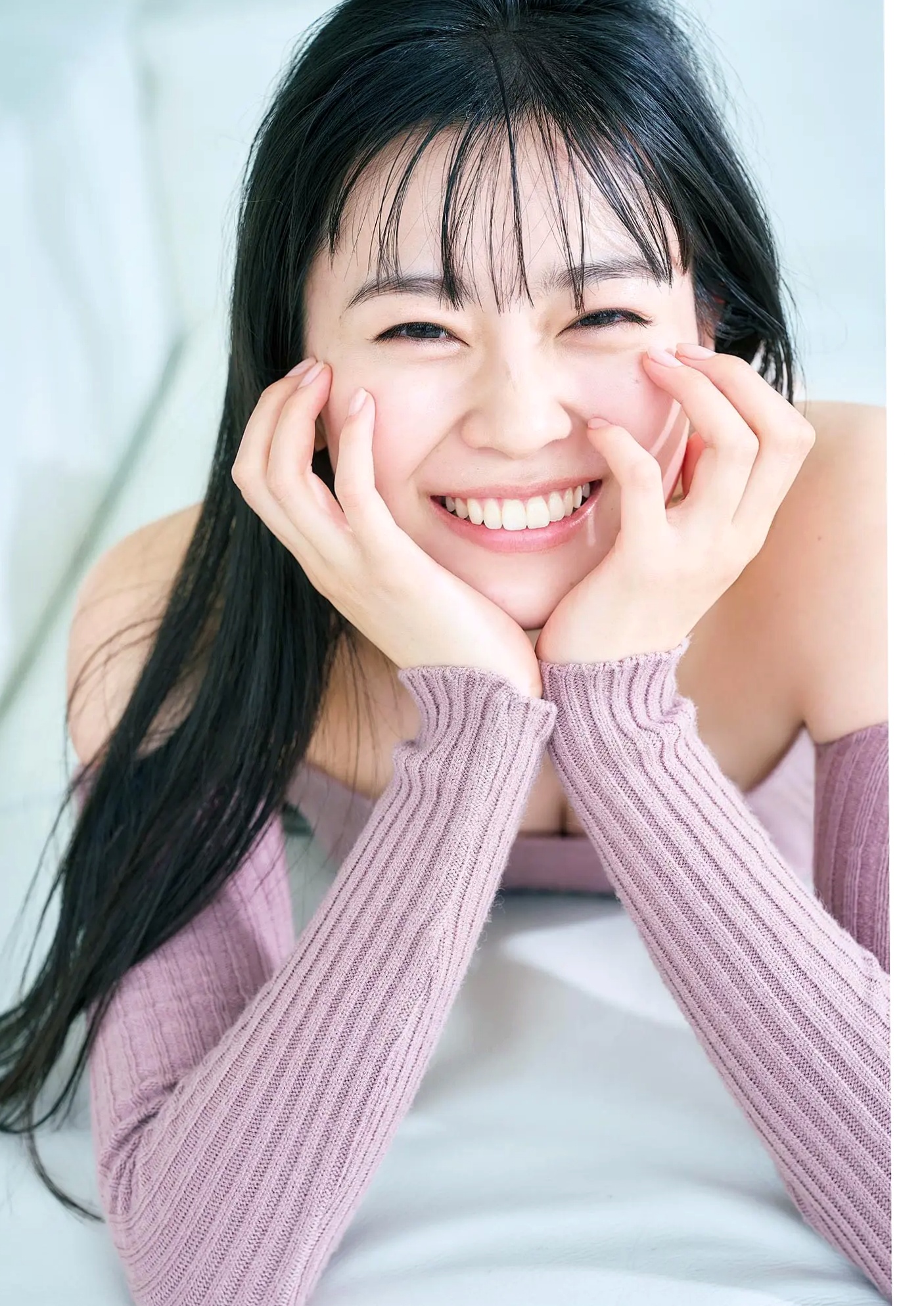 坂井仁香 - ひとかけら 户外泳池比基尼清新写真