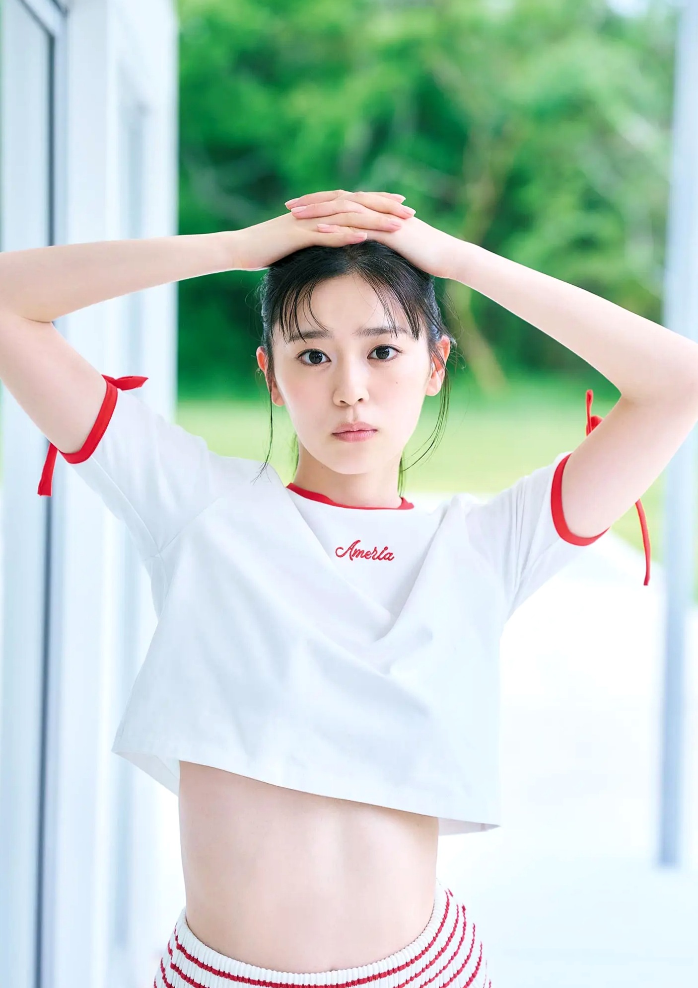 坂井仁香 - ひとかけら 户外泳池比基尼清新写真