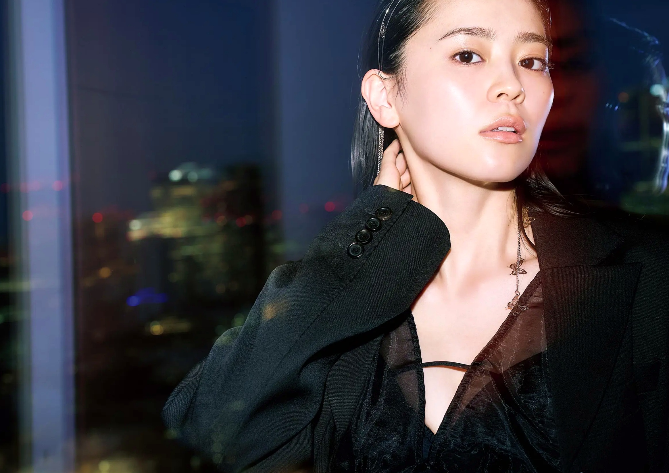 坂井仁香 - ひとかけら 户外泳池比基尼清新写真