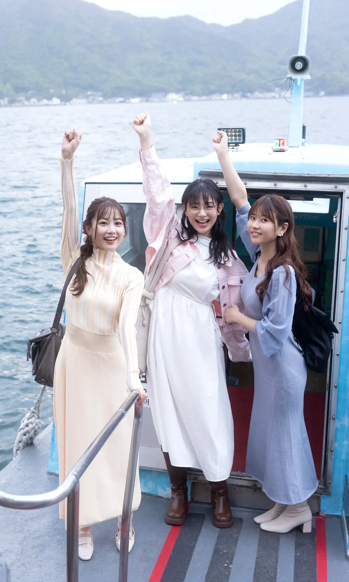 伊藤優衣・水原ゆき・長谷川かすみ - 俺達のあざす。温泉旅馆治愈系私房写真