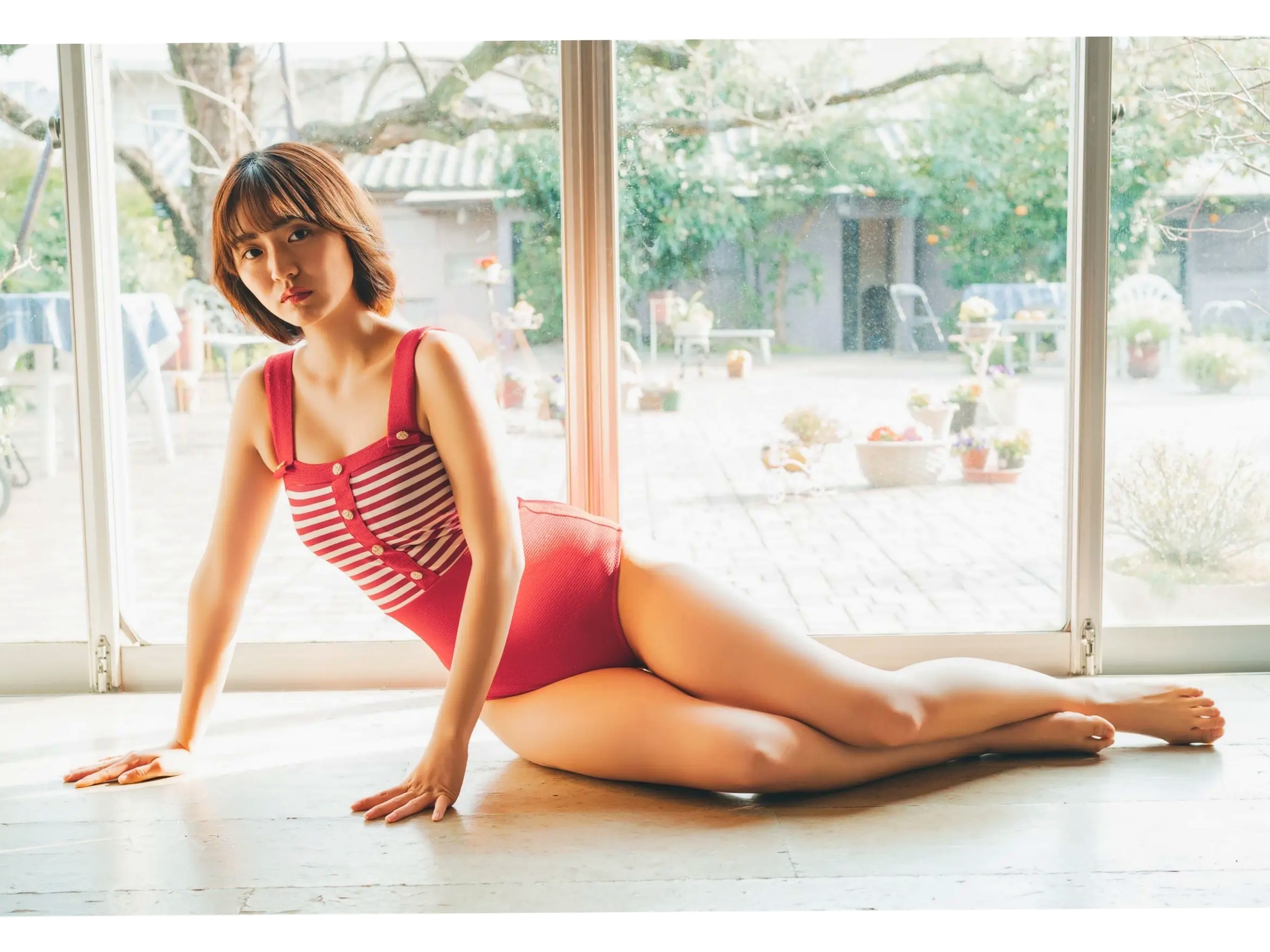 豊田ルナ《女神的素肌》日系清新阳光私房与性感比基尼写真