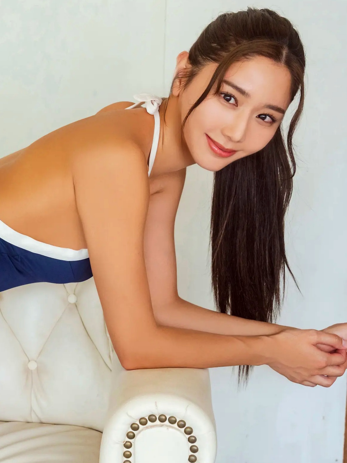 斎藤恭代 - COVER DX 泳池性感泳装与复古音乐写真