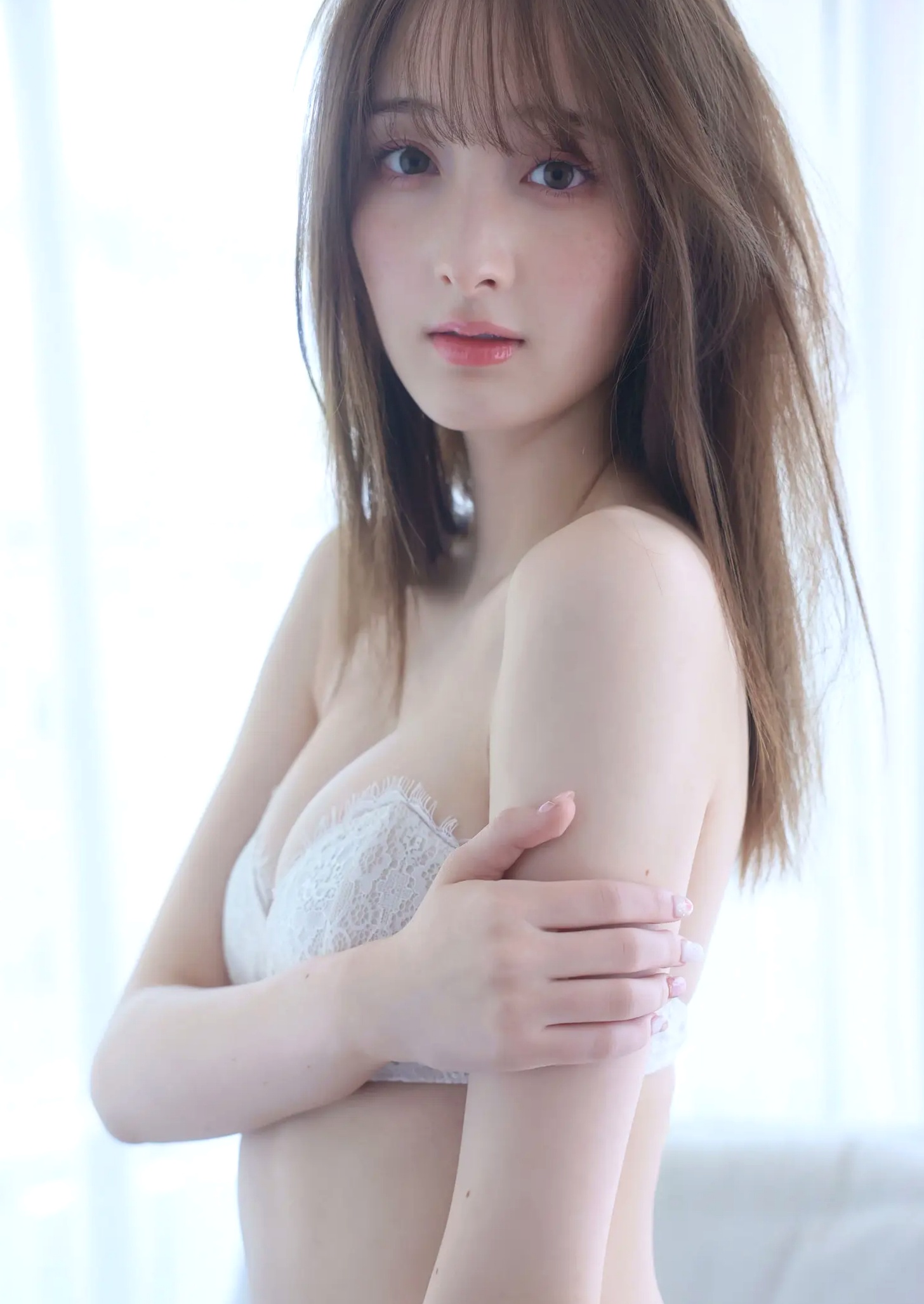 菜那セシル《淡く、ほのかに。》日本美少女户外薄纱与浴室比基尼写真