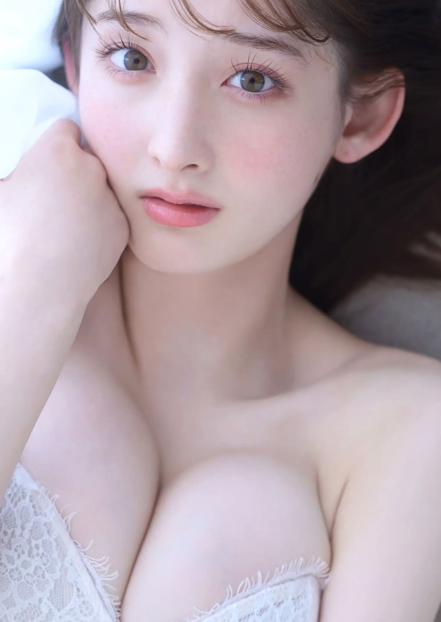 菜那セシル《淡く、ほのかに。》日本美少女户外薄纱与浴室比基尼写真