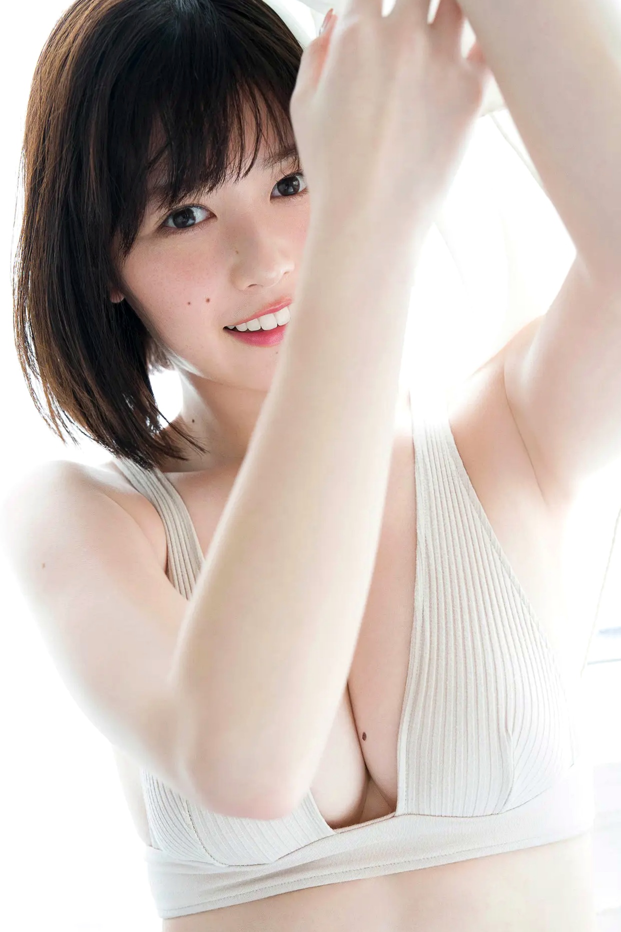 冴木柚葉《Lumiere》日系清纯性感写真 优雅白嫩养眼美图