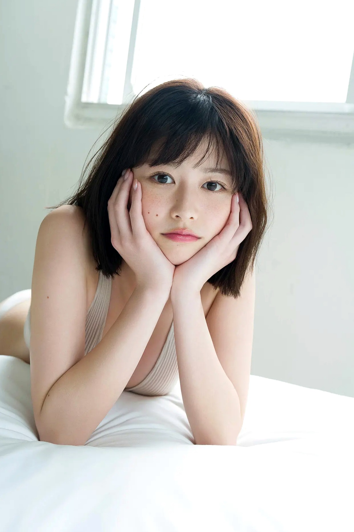 冴木柚葉《Lumiere》日系清纯性感写真 优雅白嫩养眼美图
