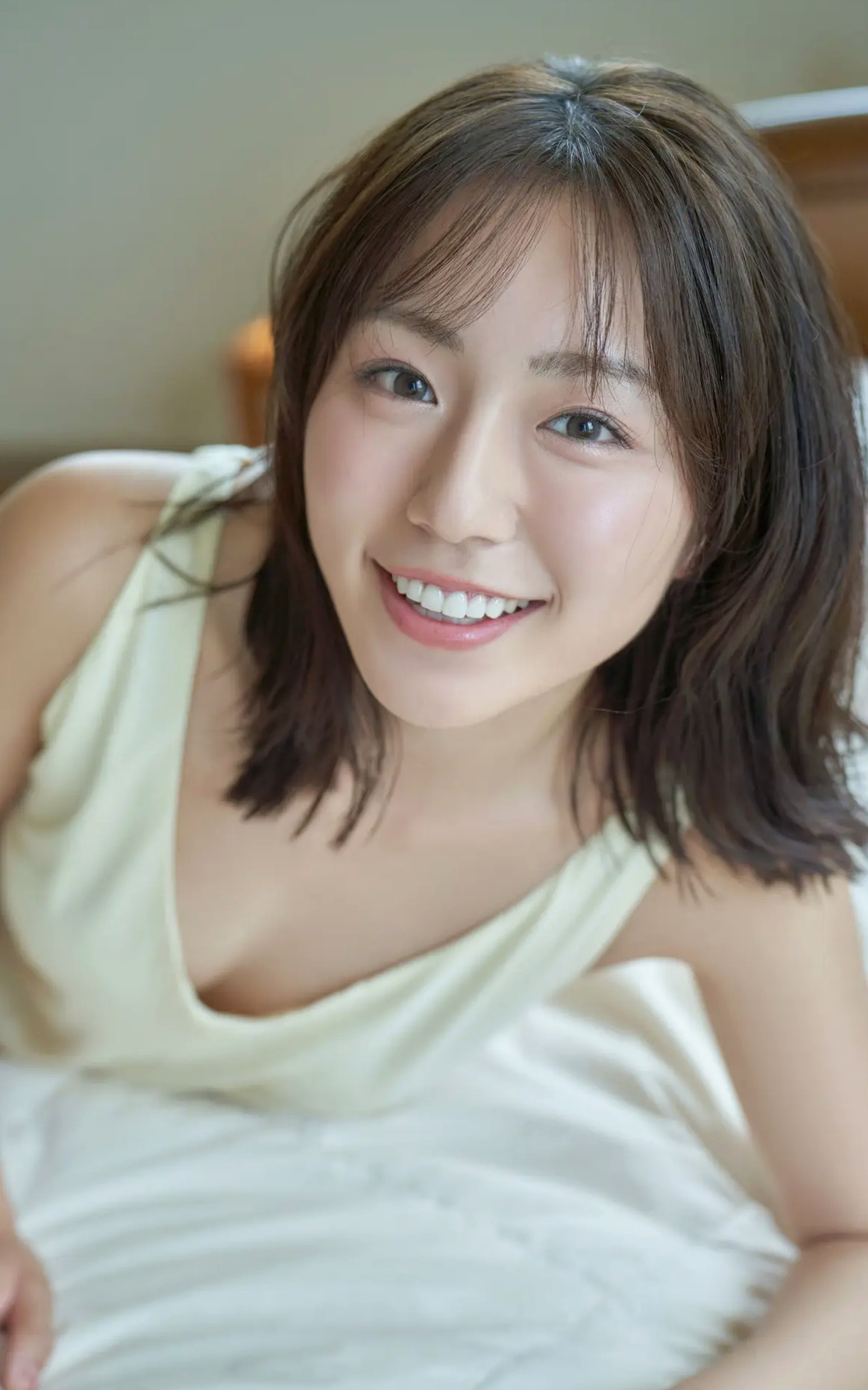 井手美希 - Kiss You 日本清纯美少女性感比基尼泳池写真