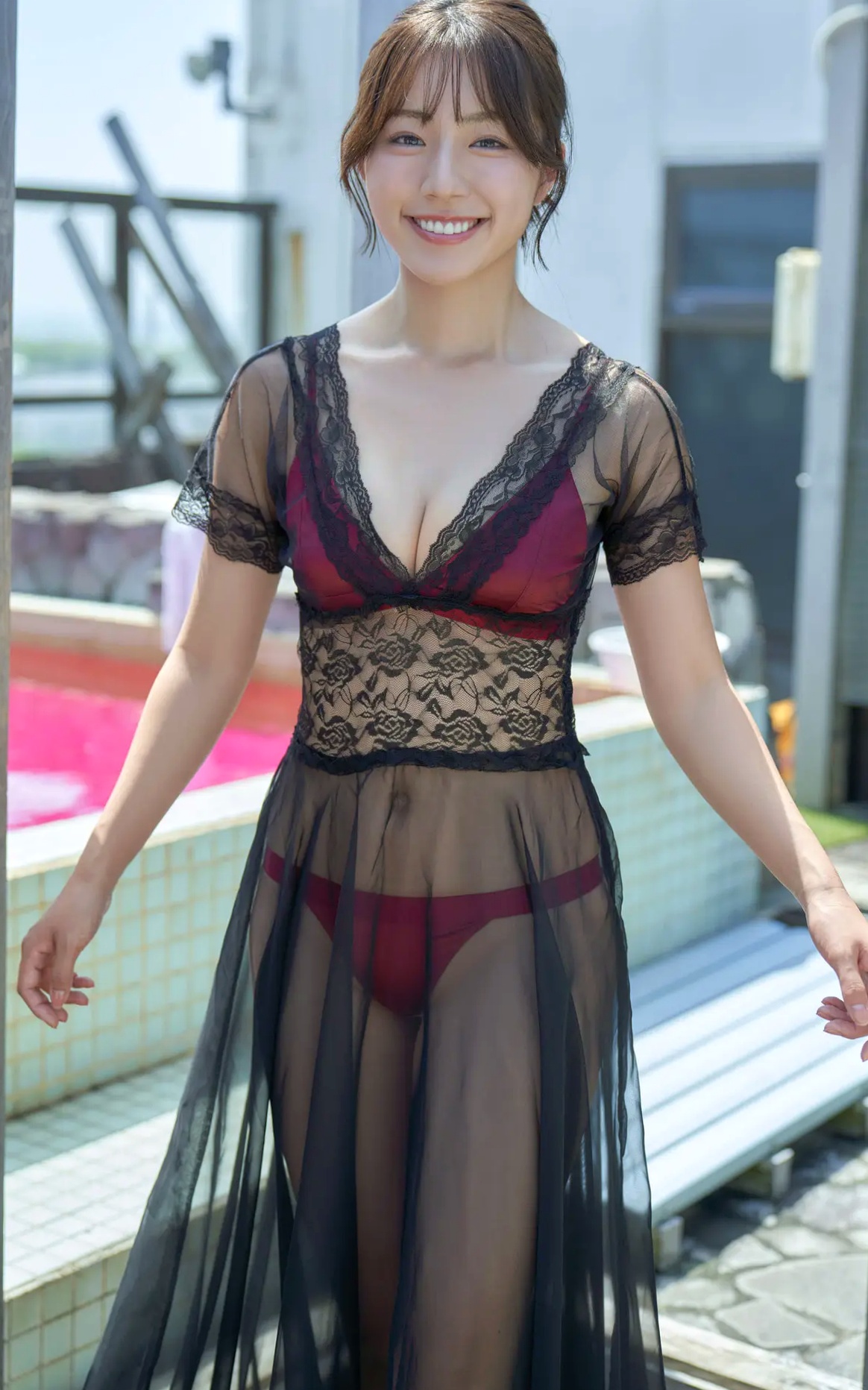 井手美希 - Kiss You 日本清纯美少女性感比基尼泳池写真