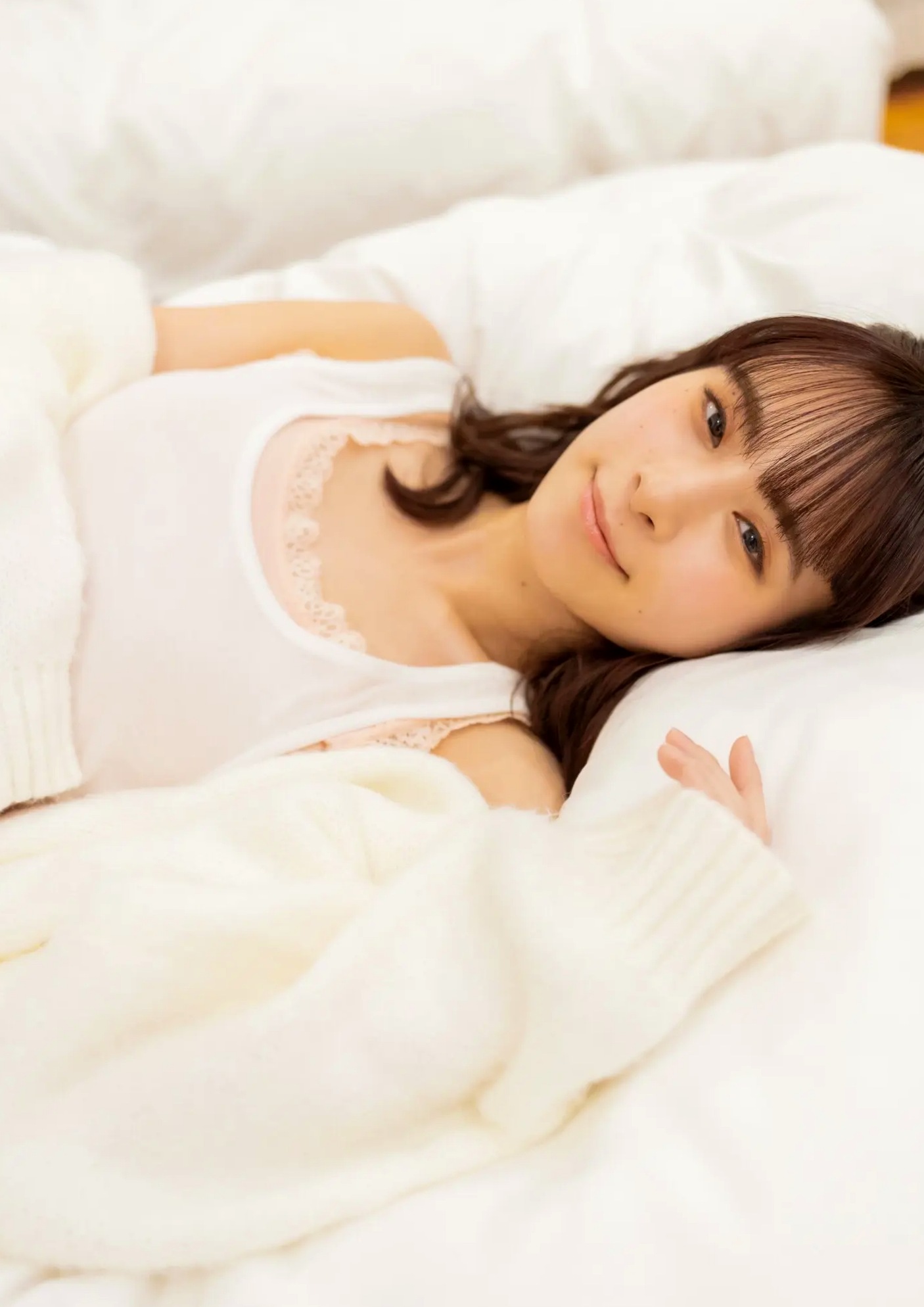 前田佳織里 - おとなのかおり 日系清新女神气质户外知性写真