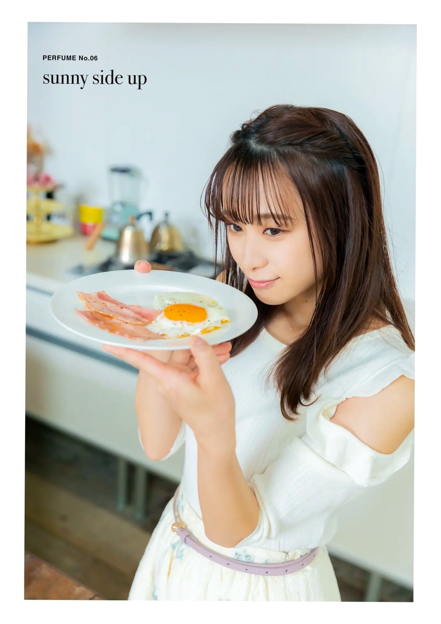 前田佳織里 - おとなのかおり 日系清新女神气质户外知性写真