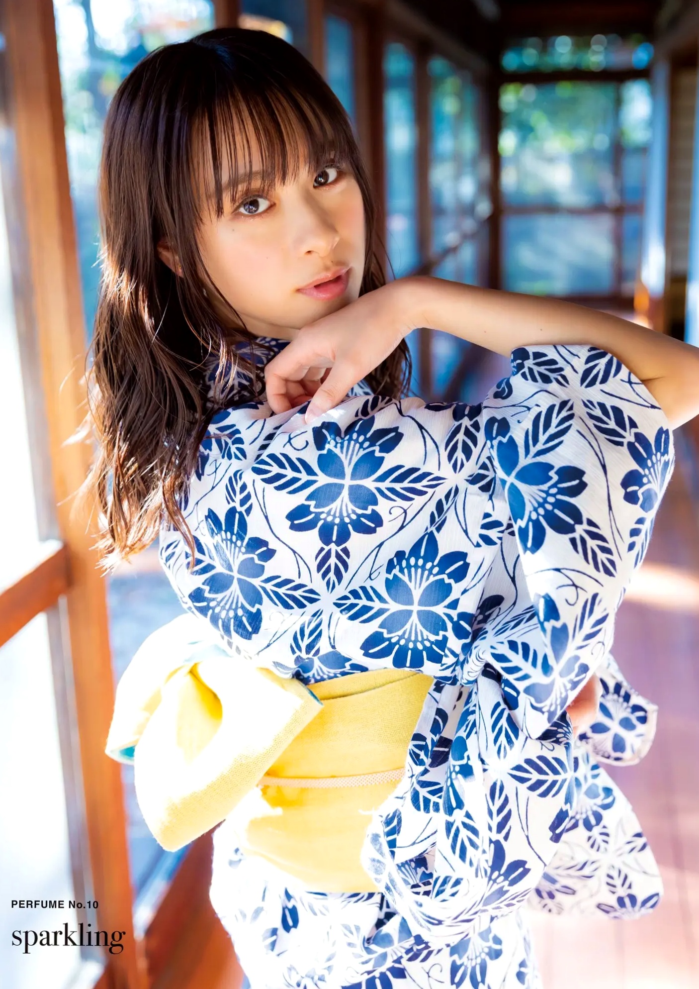 前田佳織里 - おとなのかおり 日系清新女神气质户外知性写真