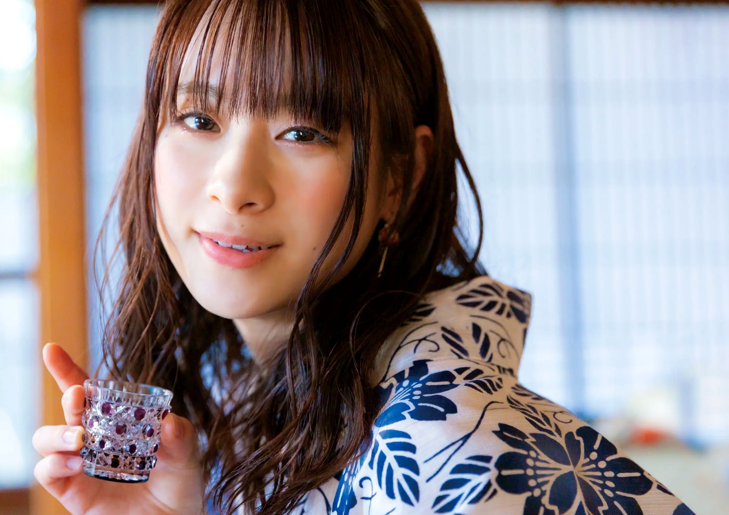 前田佳織里 - おとなのかおり 日系清新女神气质户外知性写真