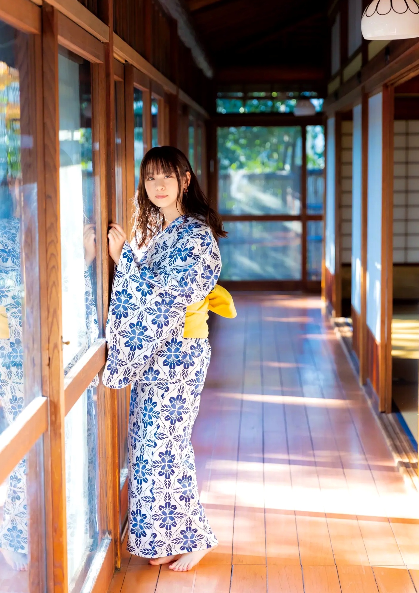 前田佳織里 - おとなのかおり 日系清新女神气质户外知性写真