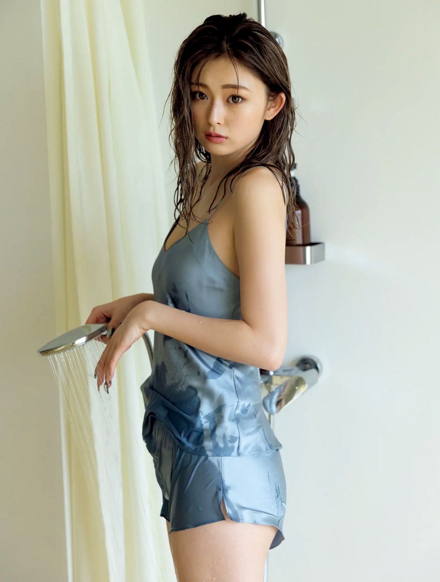 ゆうちゃみ - ゆうな 日本性感辣妹写真 湿身诱惑与野性黑丝街拍
