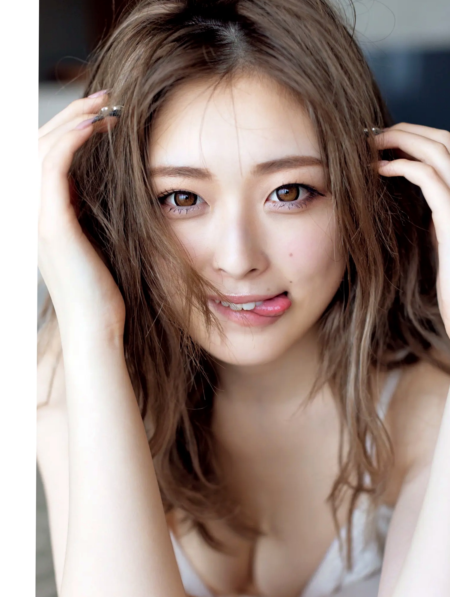 ゆうちゃみ - ゆうな 日本性感辣妹写真 湿身诱惑与野性黑丝街拍