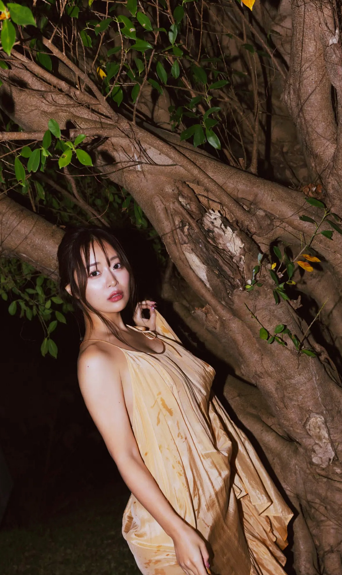 井口裕香 - MORE MORE MORE -Another Side- 海边比基尼与泳池湿身性感写真