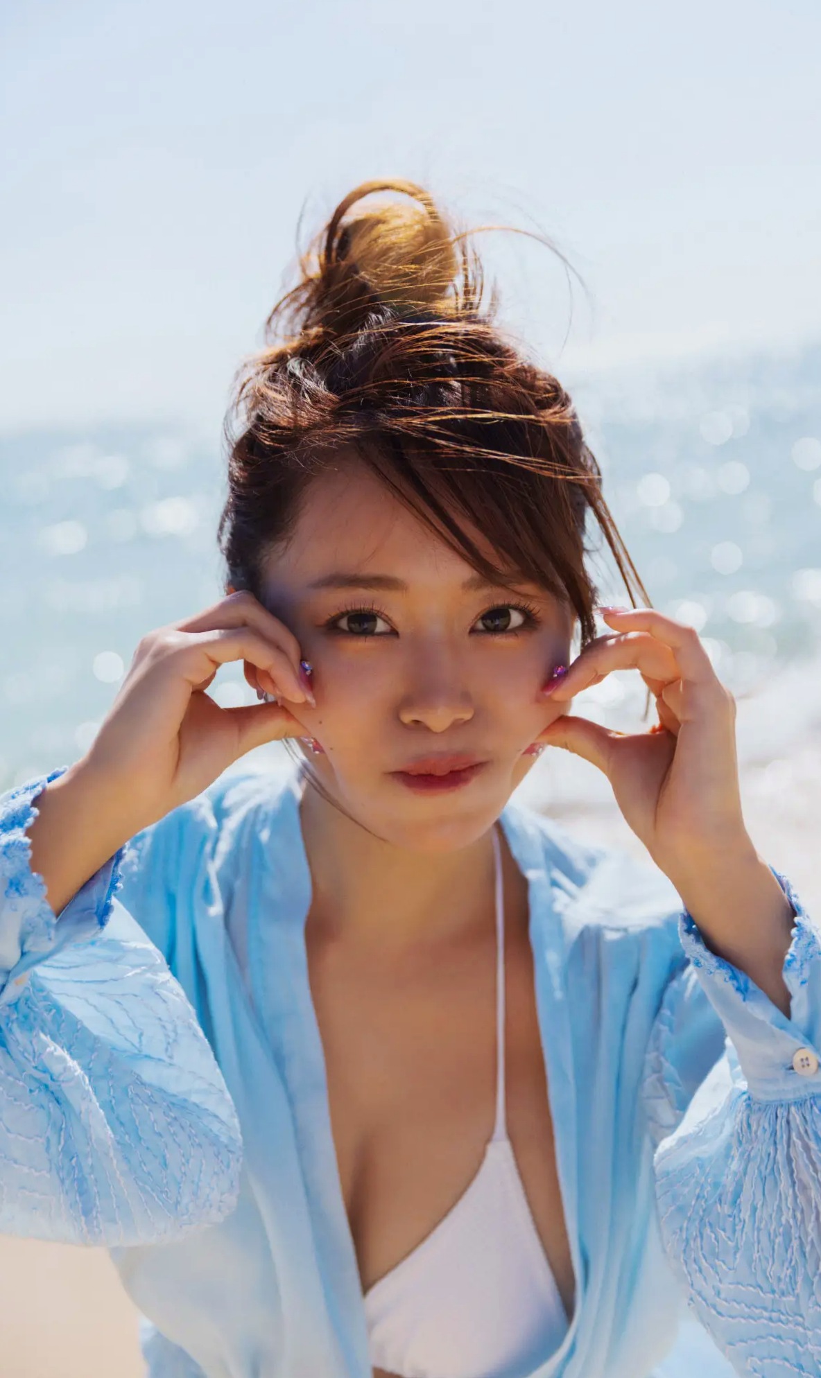 井口裕香 - MORE MORE MORE -Another Side- 海边比基尼与泳池湿身性感写真