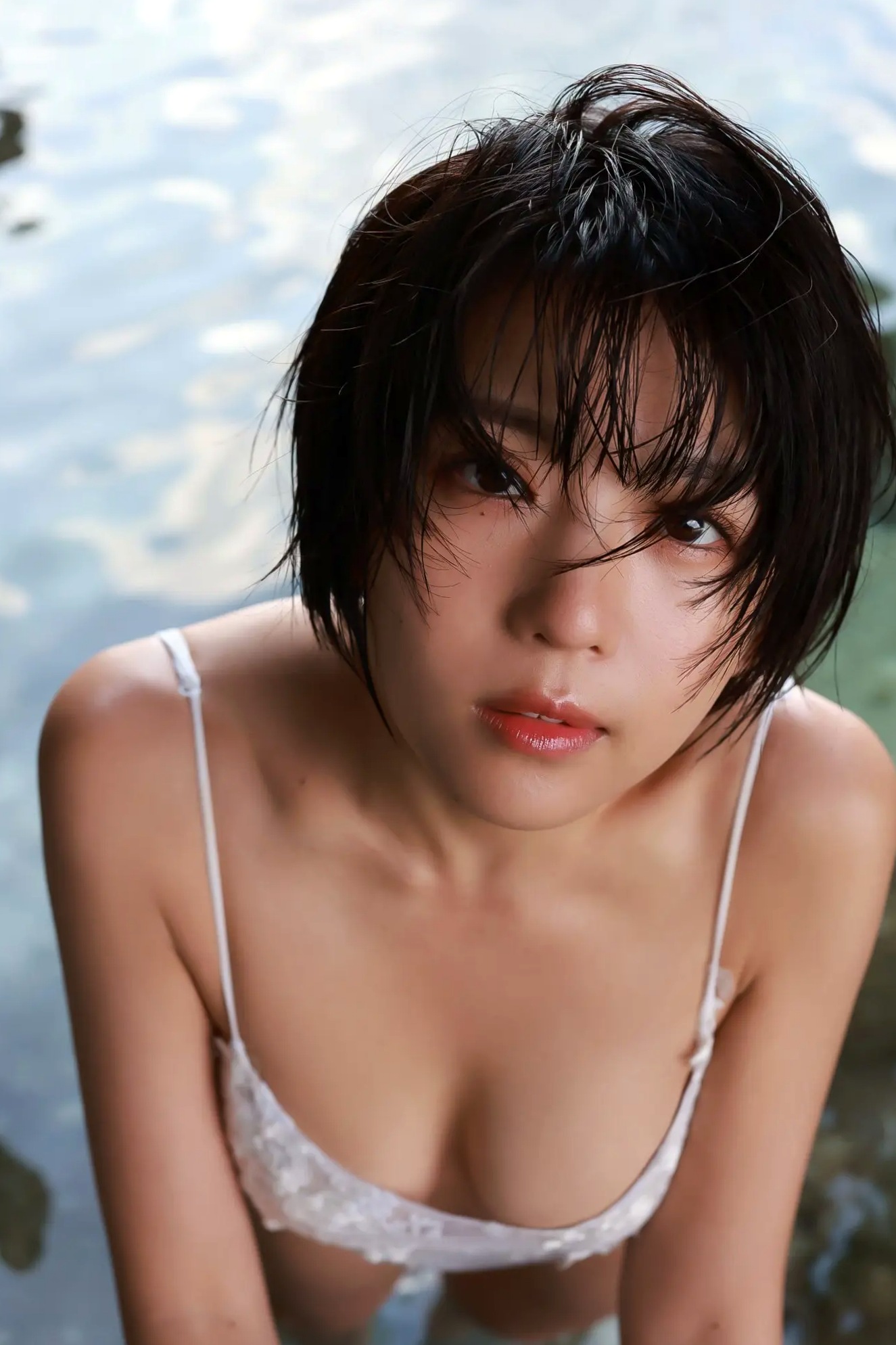 佐々木萌香 - 情熱の美尻クイーン 日系家居私房与海边性感写真