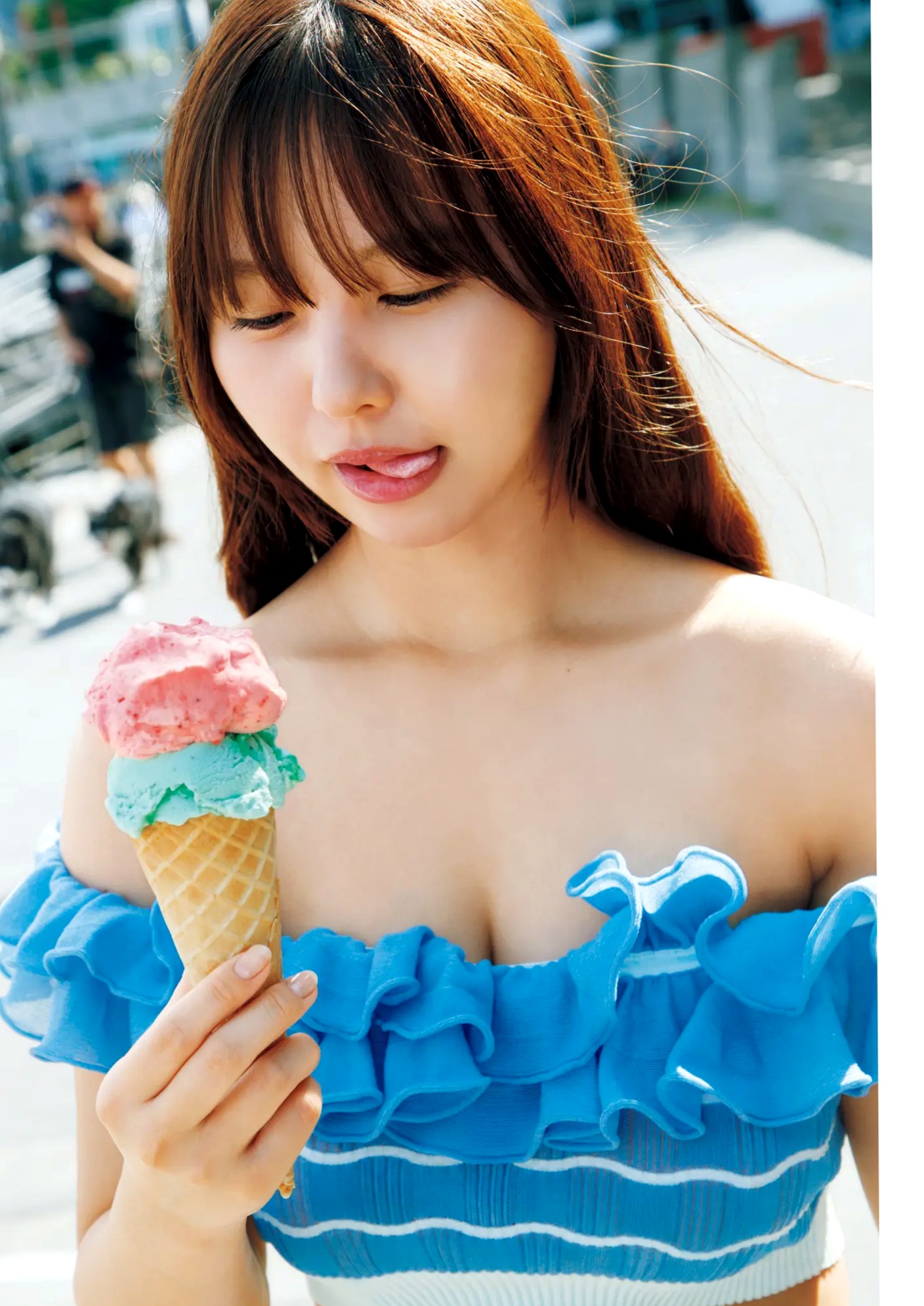 《本郷柚巴 - いつのまに、》日本性感写真 湿身诱惑与户外丰满美姿