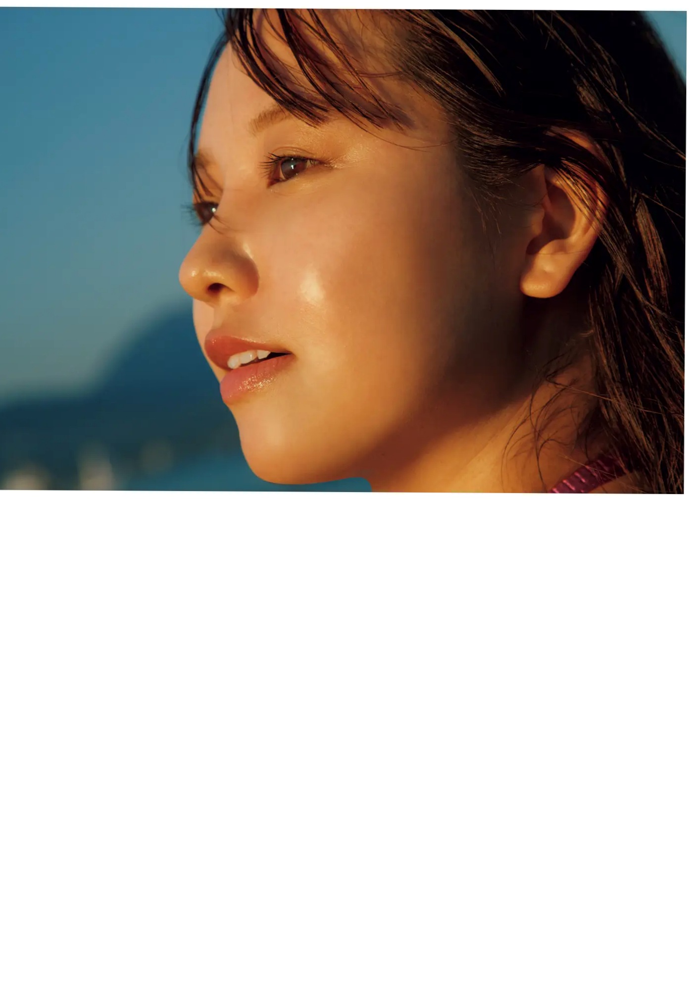 《本郷柚巴 - いつのまに、》日本性感写真 湿身诱惑与户外丰满美姿