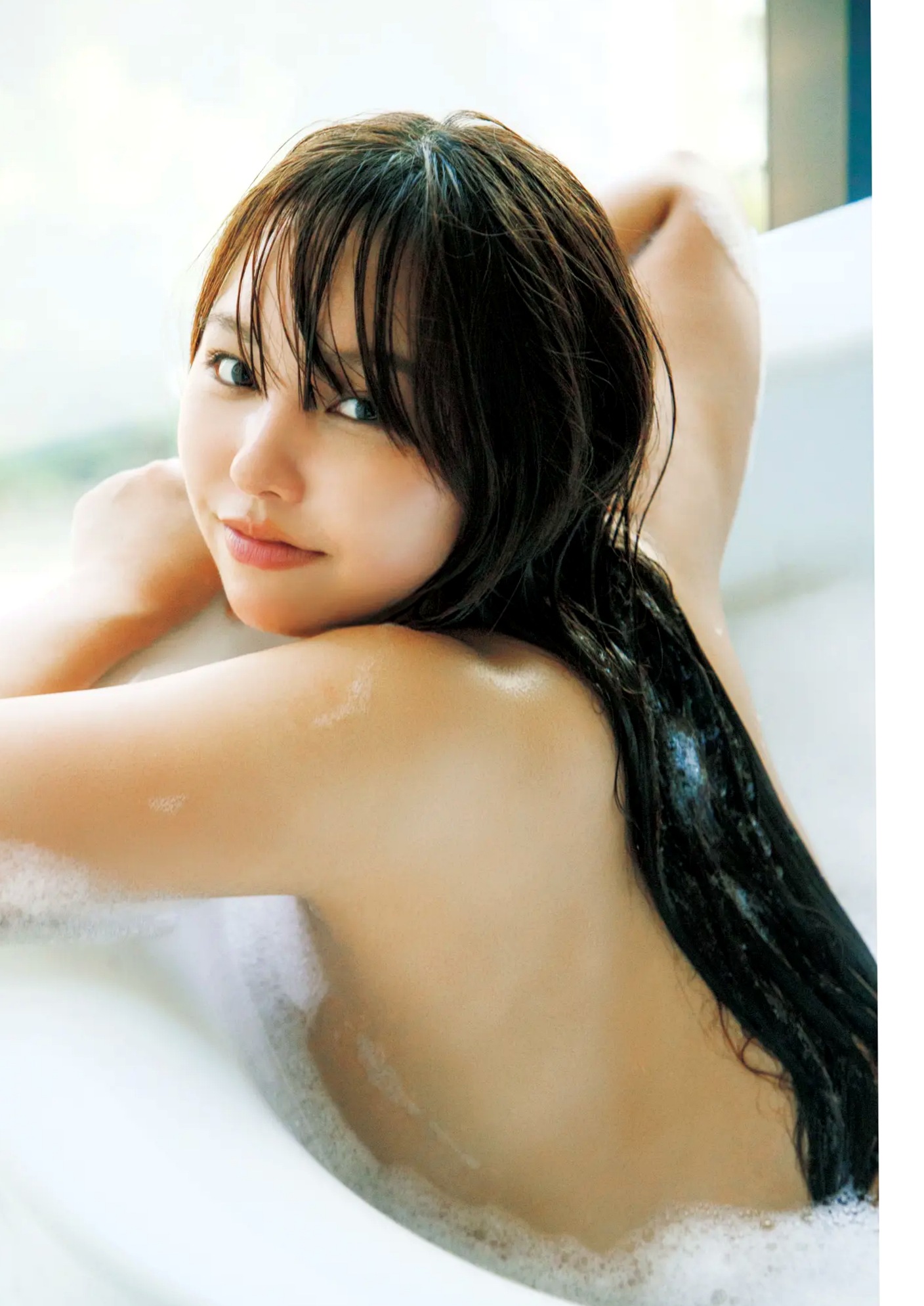 《本郷柚巴 - いつのまに、》日本性感写真 湿身诱惑与户外丰满美姿