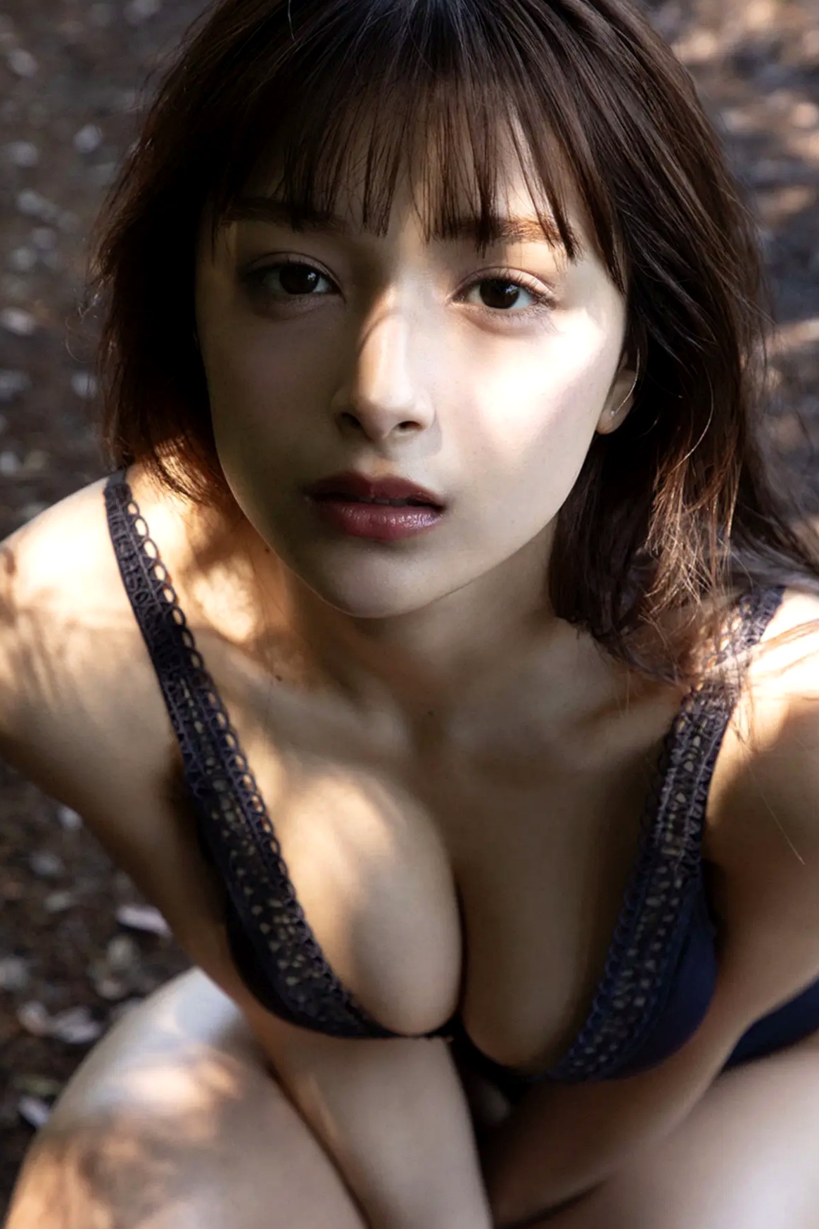 エリマリ姉妹 - 追い越していいよ、私はここにいるから。日本姐妹花泳池比基尼性感写真