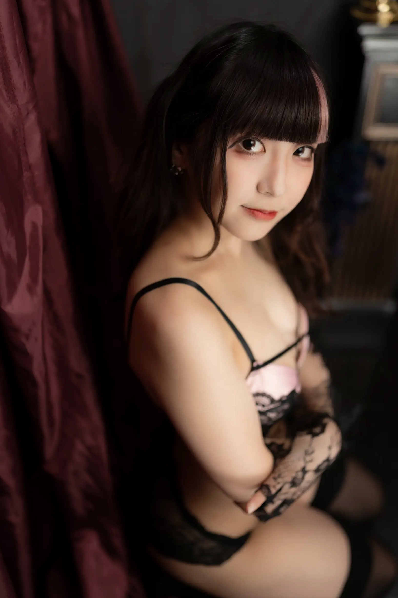 《Ai Takanashi 高梨あい - Nightmare》性感蕾丝内衣与魅惑私房写真