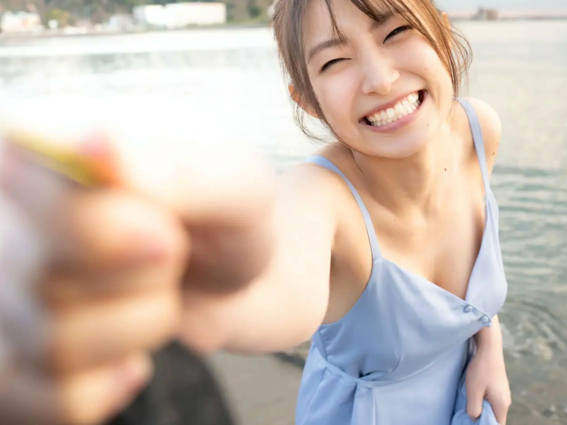 益田恵里菜《relax》居家性感内衣与海边沙滩写真
