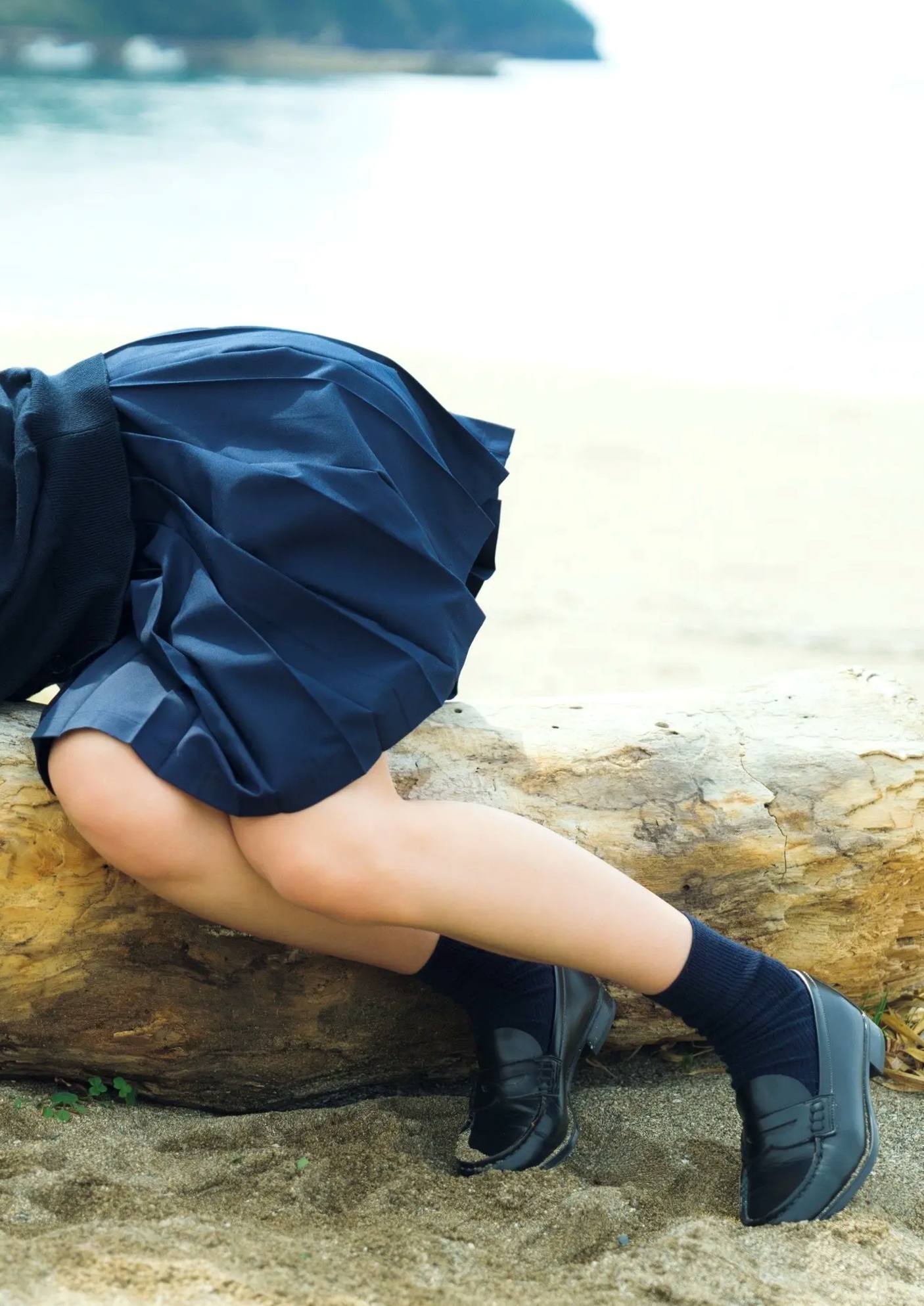 今森茉耶 - Love Begins 恋がはじまる 海边沙滩比基尼与清纯私房写真