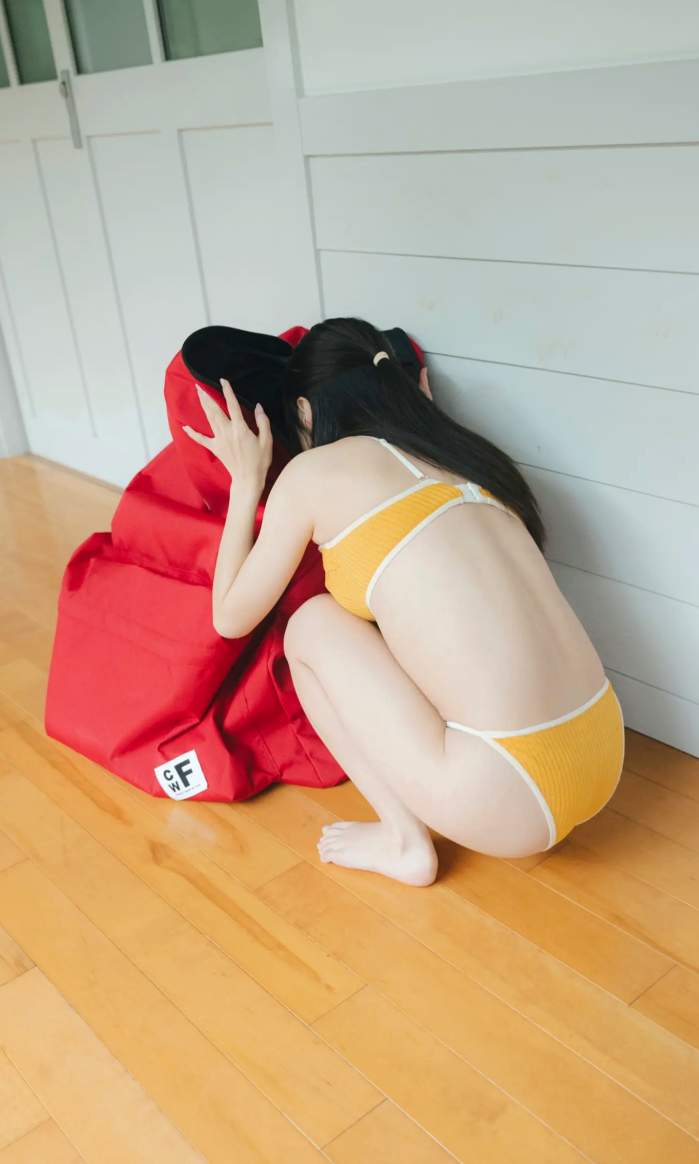 岸みゆ - こんな日がくるなんて:日本温泉浴室比基尼性感清纯写真