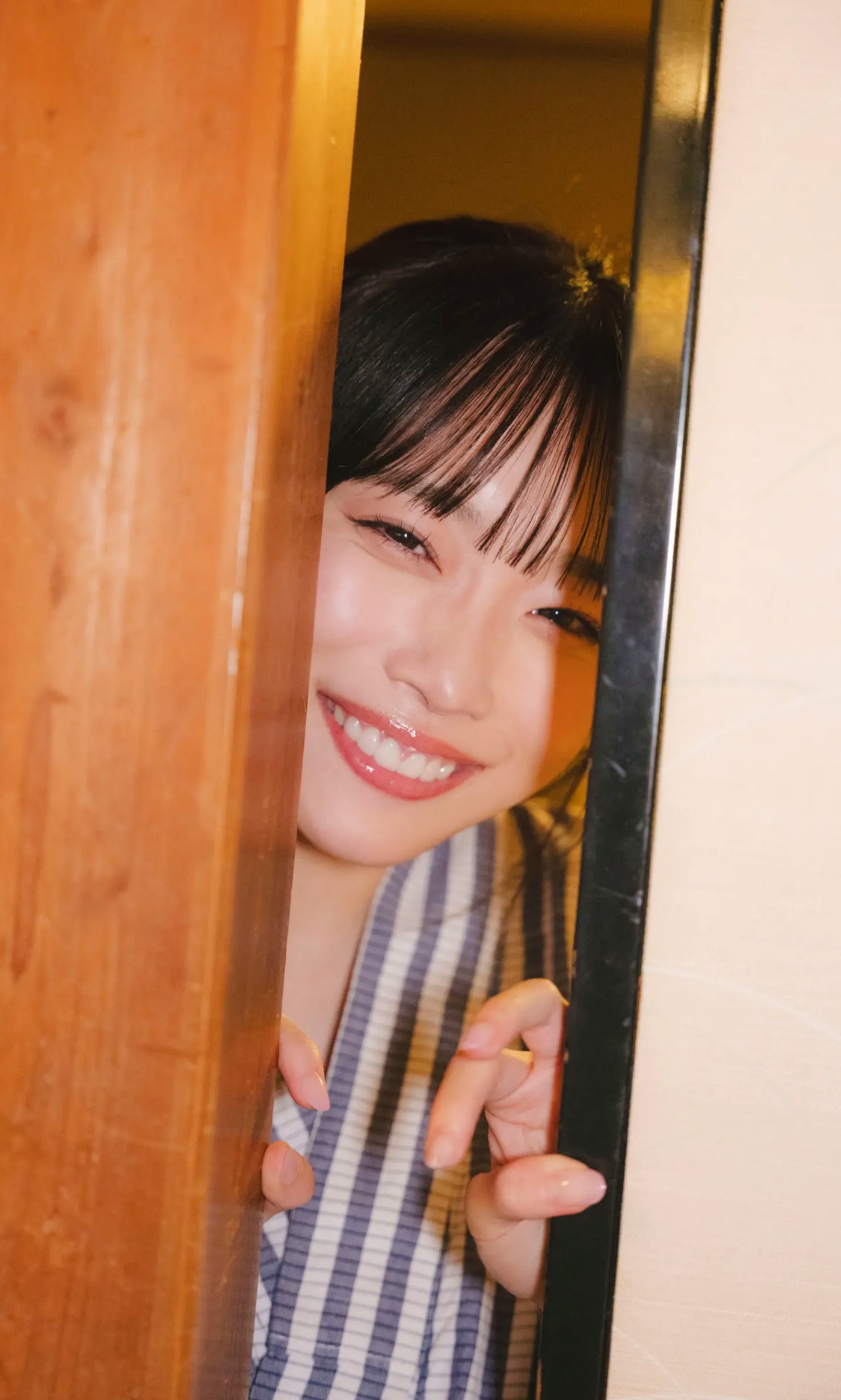 岸みゆ - こんな日がくるなんて:日本温泉浴室比基尼性感清纯写真