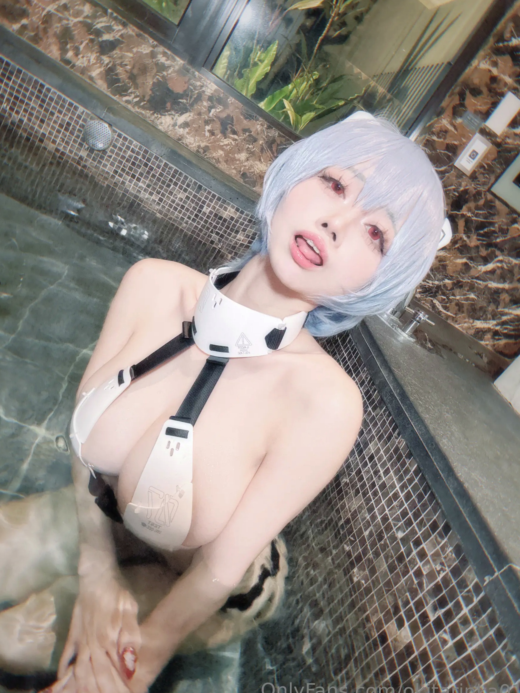 沖田凜花Rinka - Ayanami Rei 绫波丽COS 浴室湿身大尺度性感比基尼写真