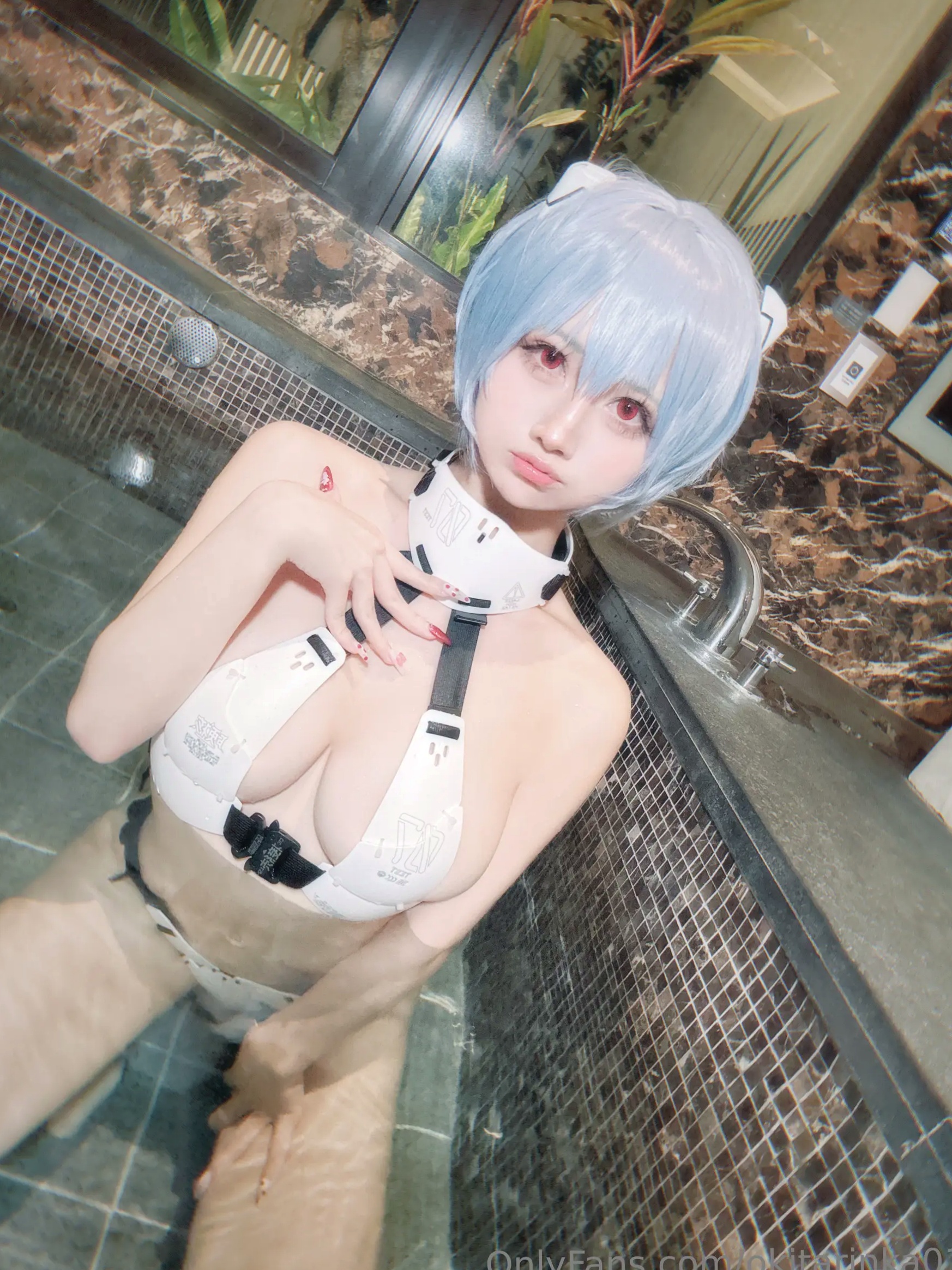 沖田凜花Rinka - Ayanami Rei 绫波丽COS 浴室湿身大尺度性感比基尼写真