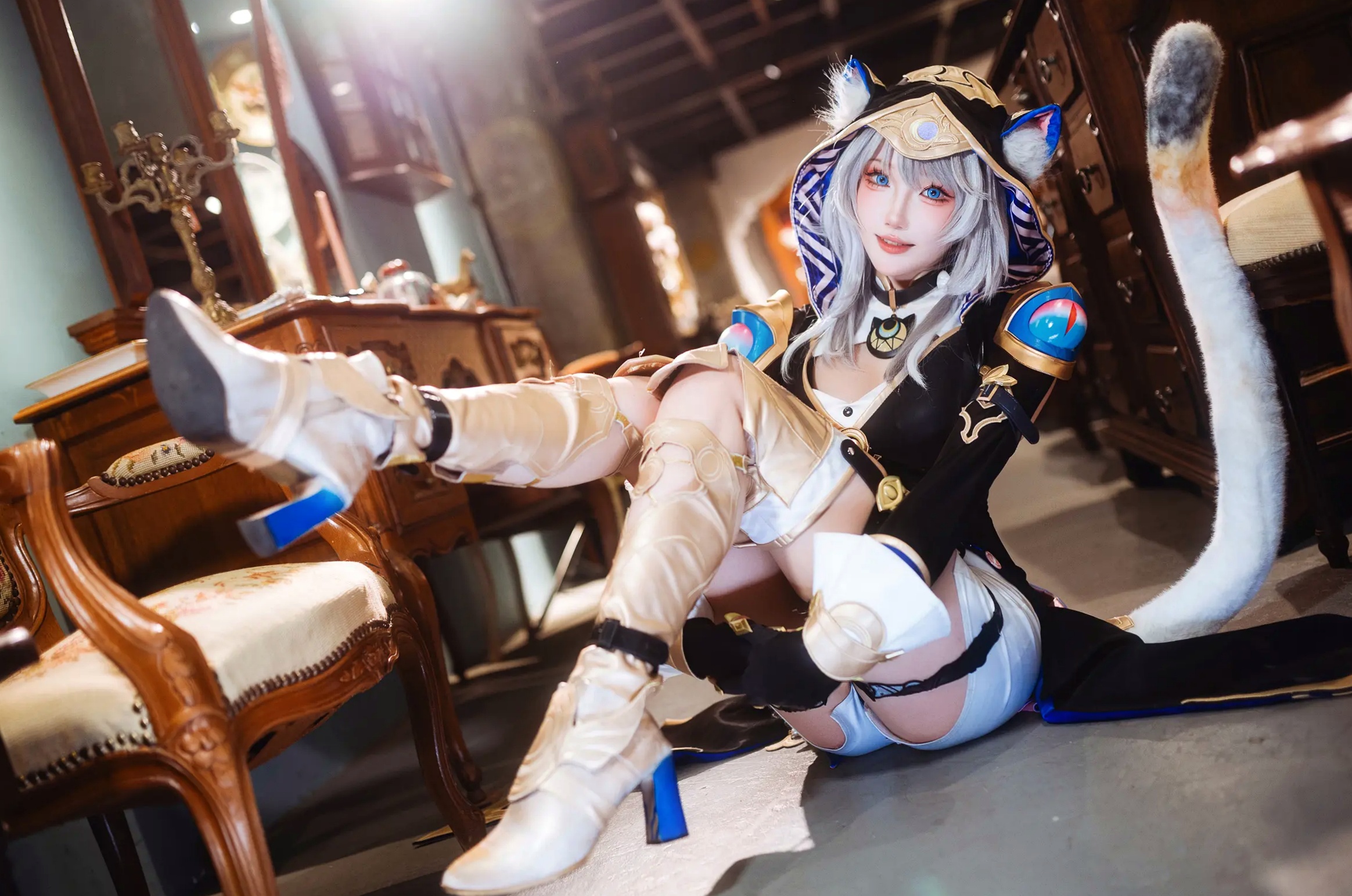 瓜希酱 - 崩坏 星穹铁道 赛飞儿 室内复古写真 性感美腿极品Cosplay