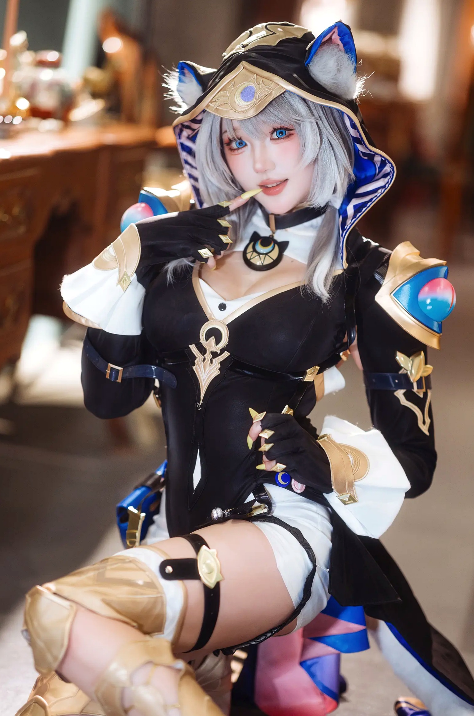 瓜希酱 - 崩坏 星穹铁道 赛飞儿 室内复古写真 性感美腿极品Cosplay