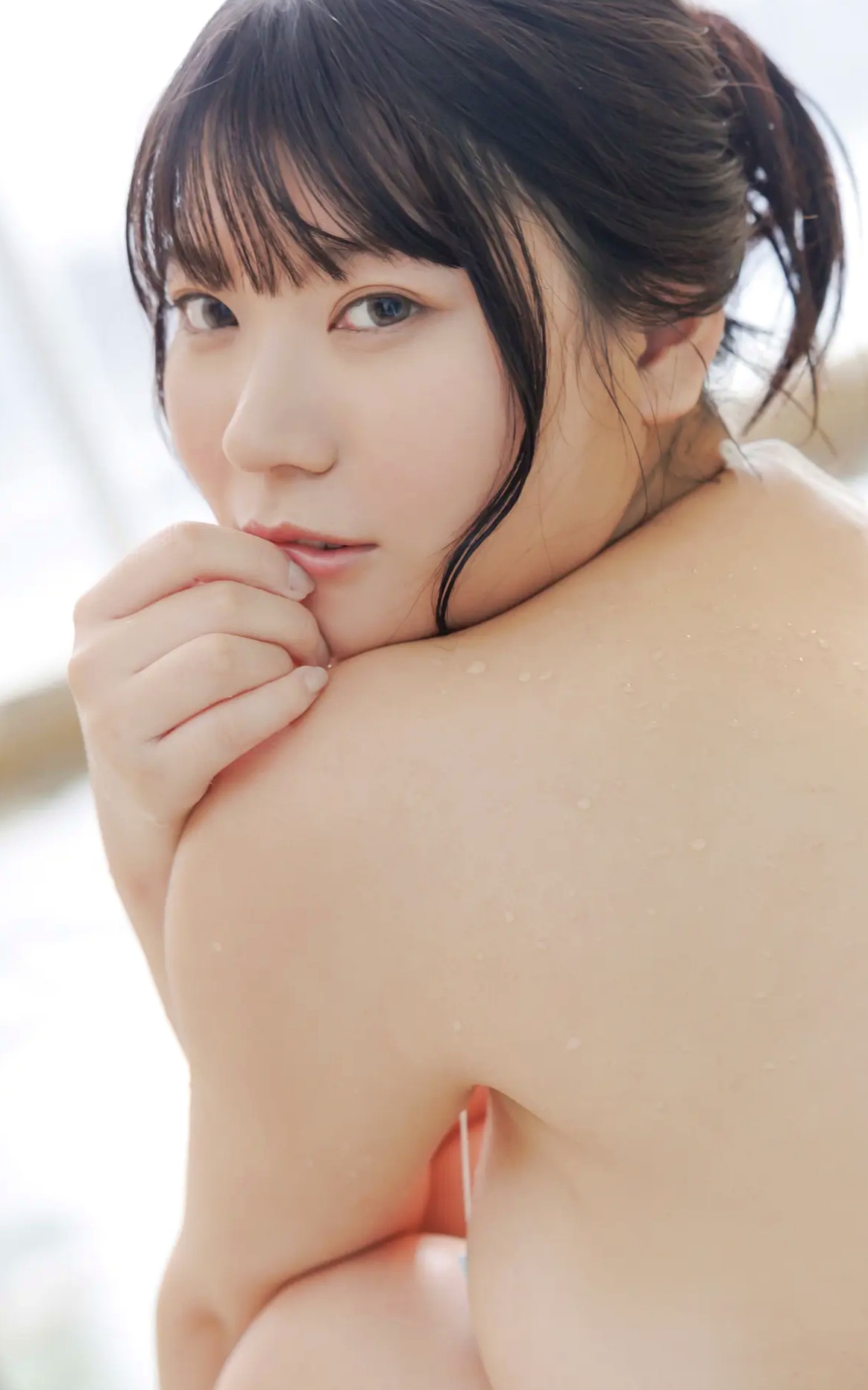 大葉めも《Kiss You》性感比基尼私房写真 湿身诱惑极品爆乳美图