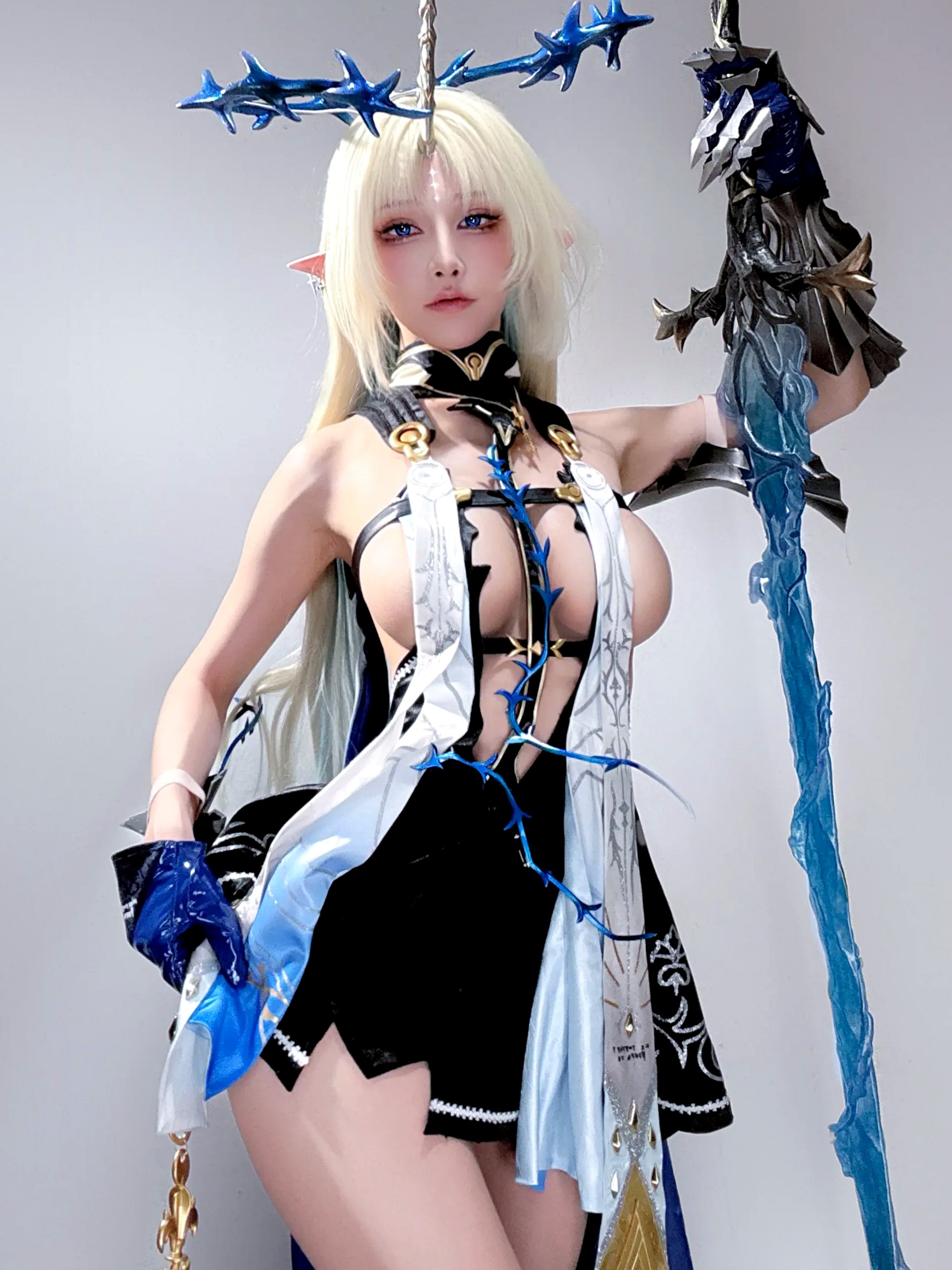 水淼aqua - 芙露德莉斯 Fleurdelys 二次元奇幻角色扮演性感冷艳自拍