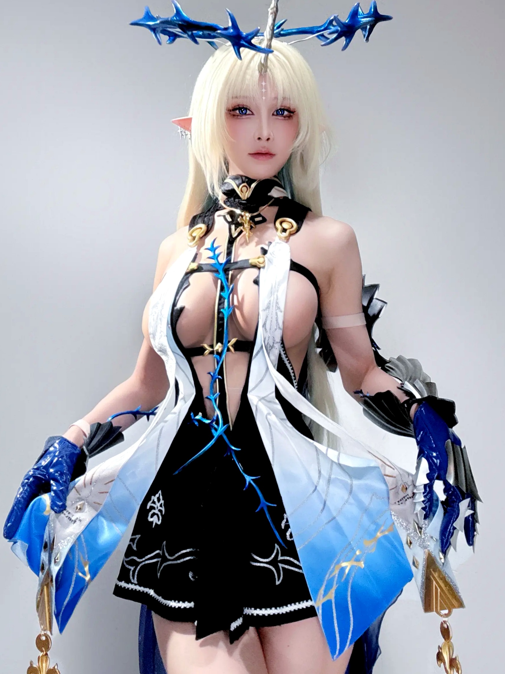 水淼aqua - 芙露德莉斯 Fleurdelys 二次元奇幻角色扮演性感冷艳自拍