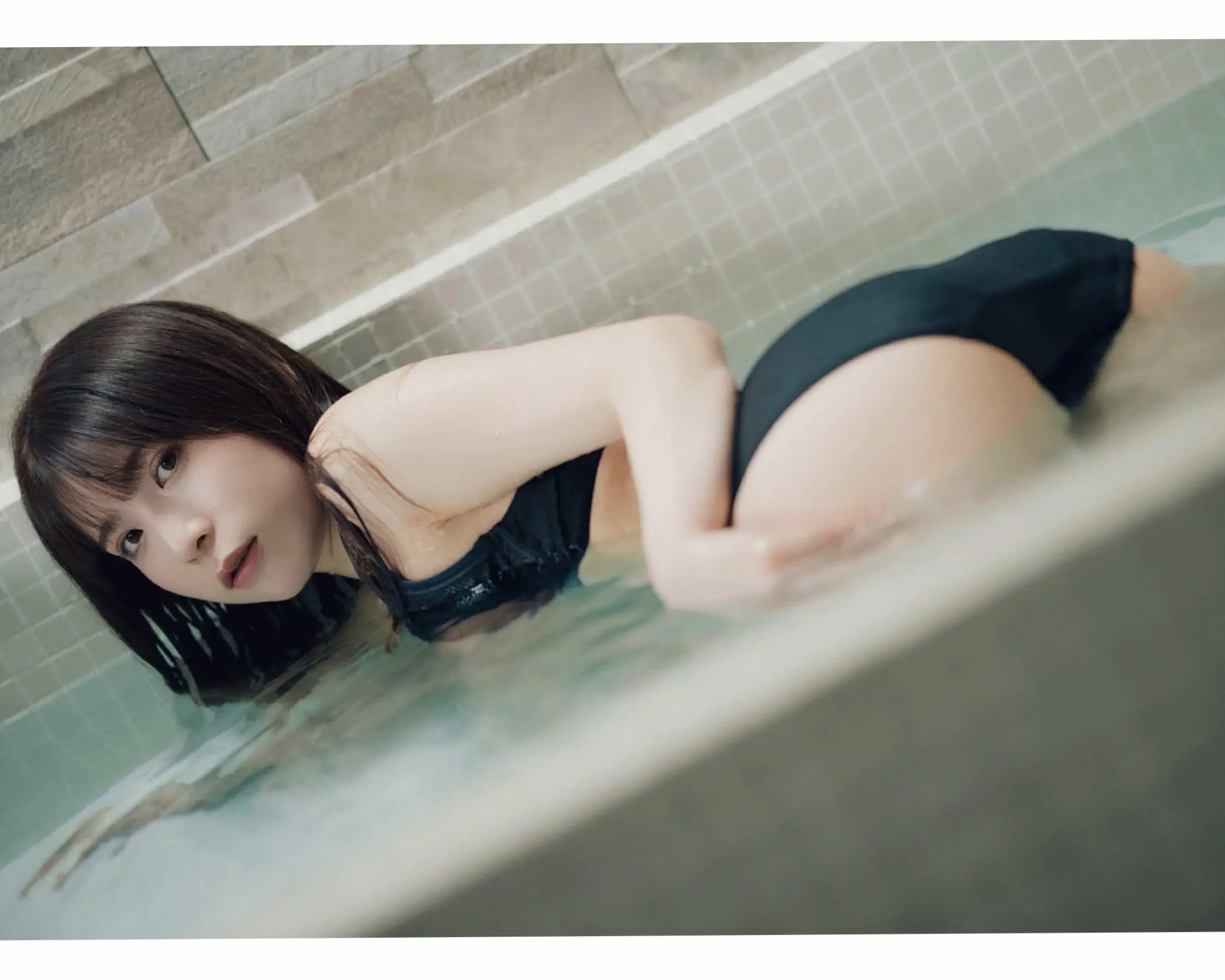 紗愛:日系性感内衣与海滨夕阳沙滩唯美写真