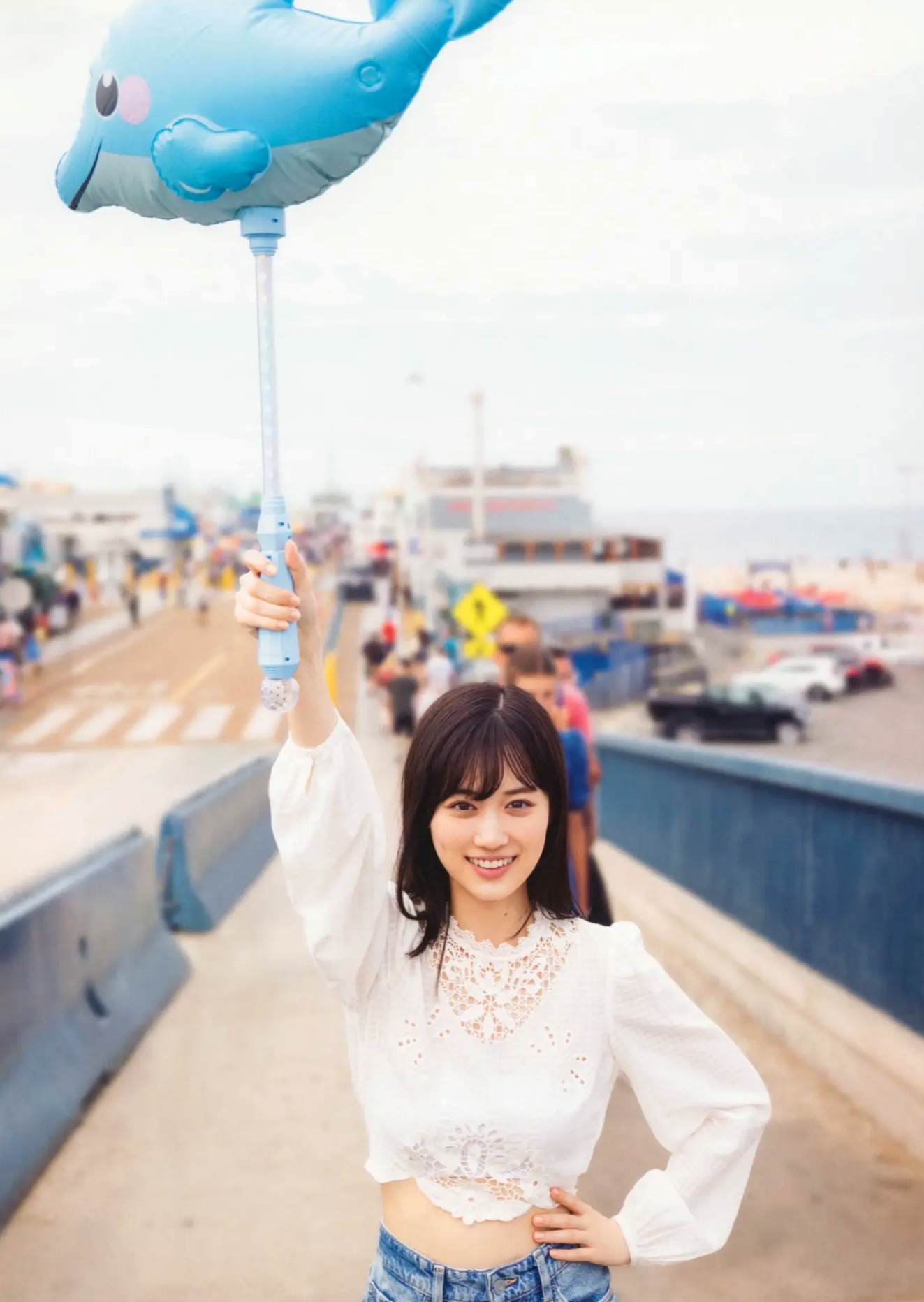 《山下美月 - ヒロイン》海边黑色比基尼与浴室甜美写真