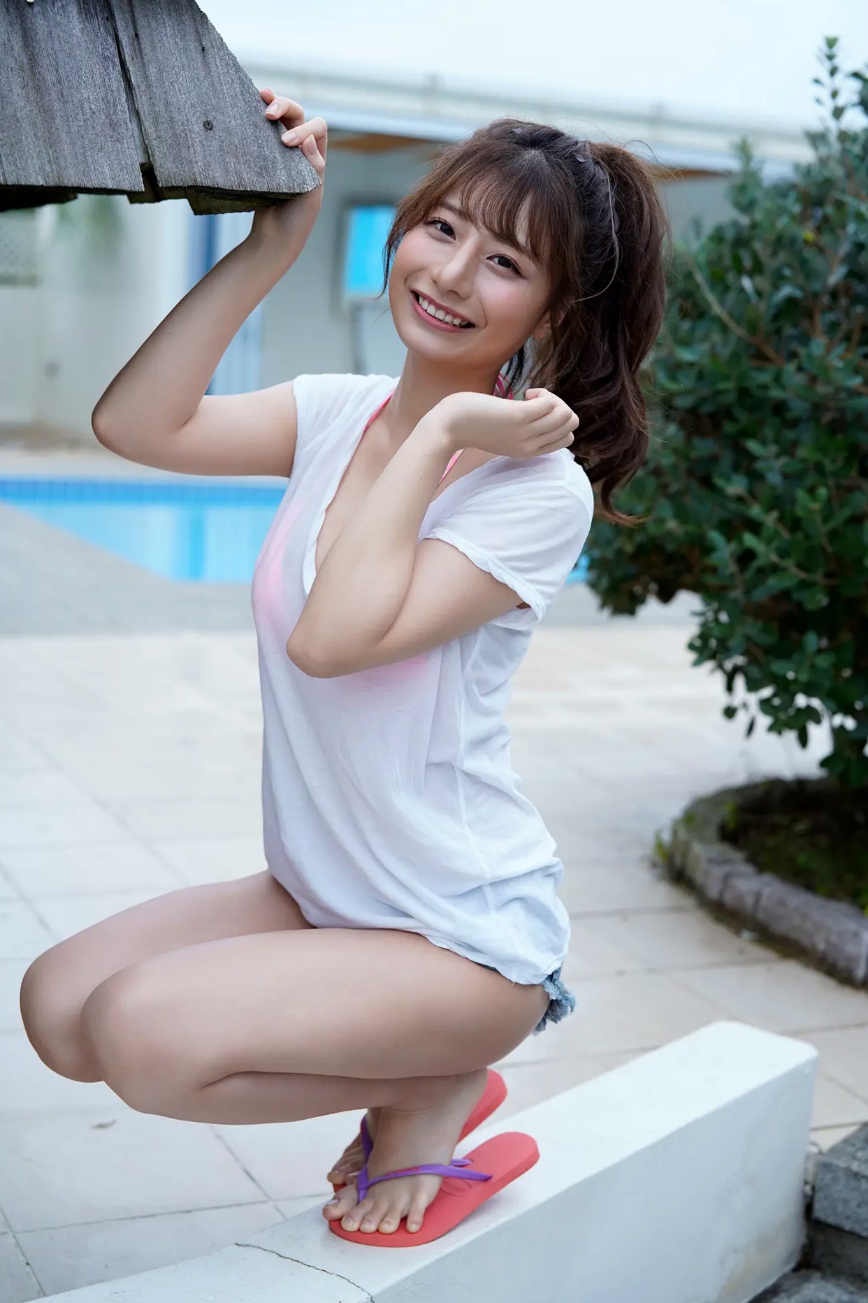 鈴木優香 - スキャンダルFカップ Vol.1 泳池粉色比基尼甜美性感写真
