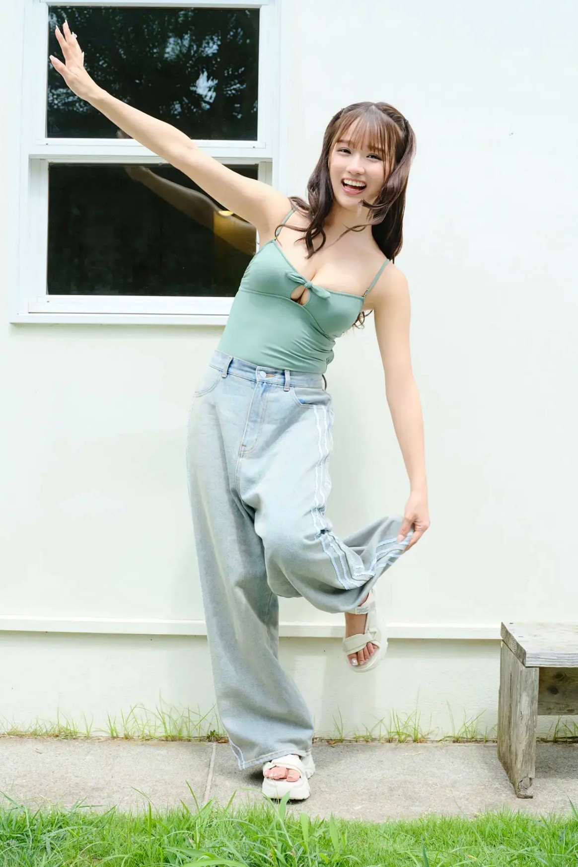 《森脇梨々夏 - ピュアと小悪魔、どっちが好き? vol.1》日本清纯甜美居家与海边比基尼写真