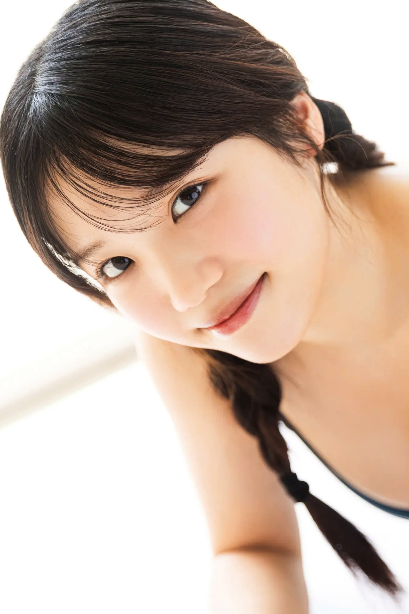 堀みなみ - 聖なるHカップ vol.3 日本童颜巨乳女神阳光户外比基尼写真