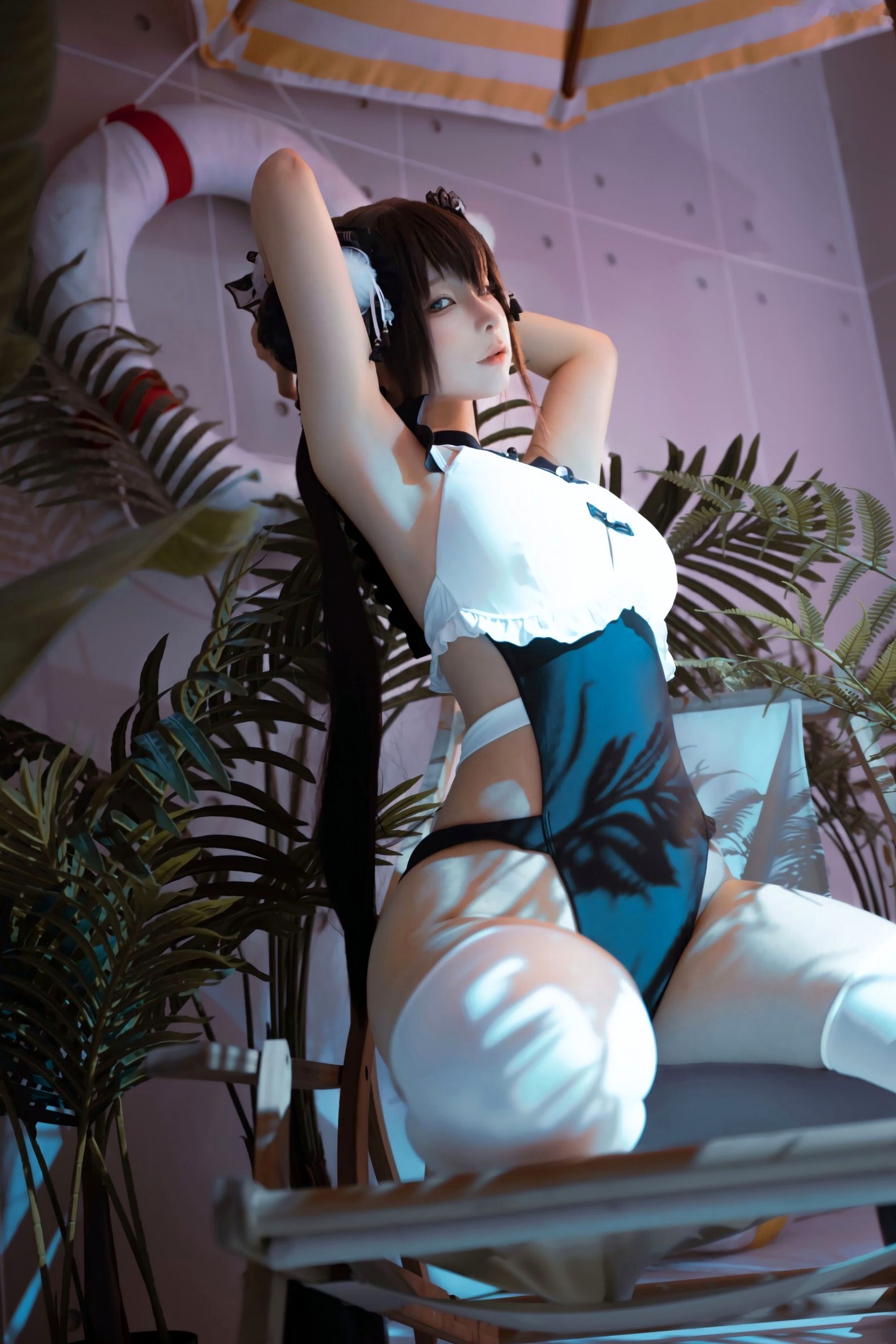 蠢沫沫-熊猫娘 独家二次元高叉旗袍美腿性感私房写真