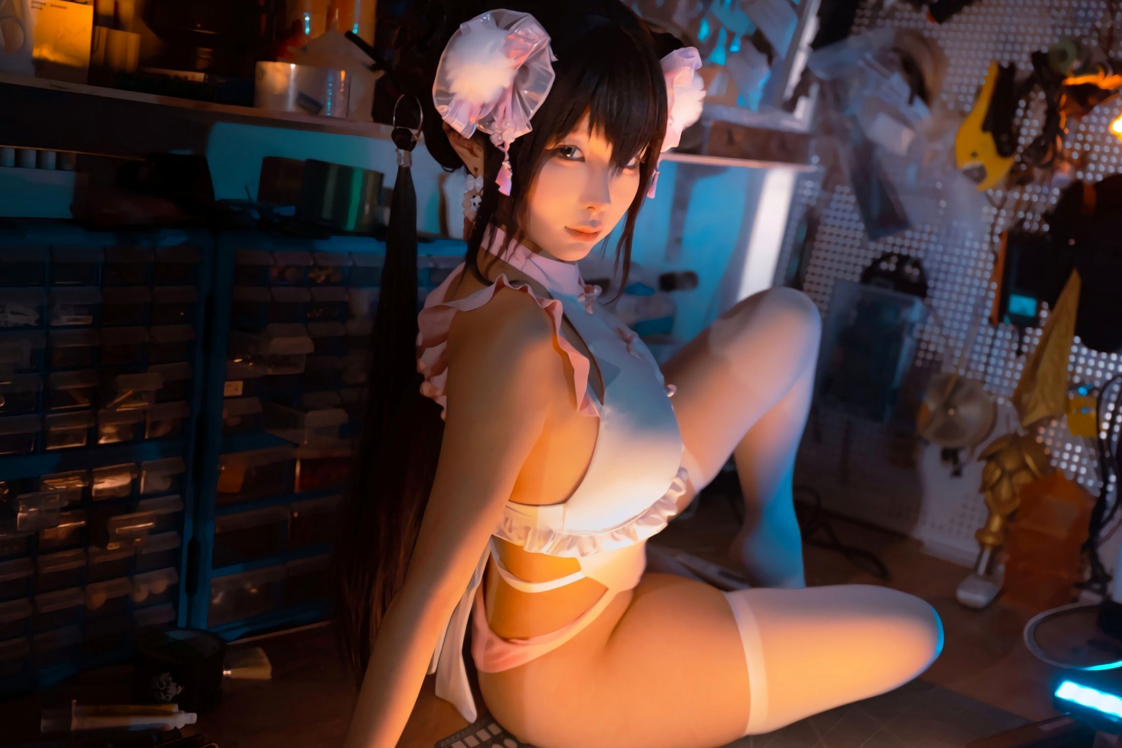 蠢沫沫-熊猫娘 独家二次元高叉旗袍美腿性感私房写真