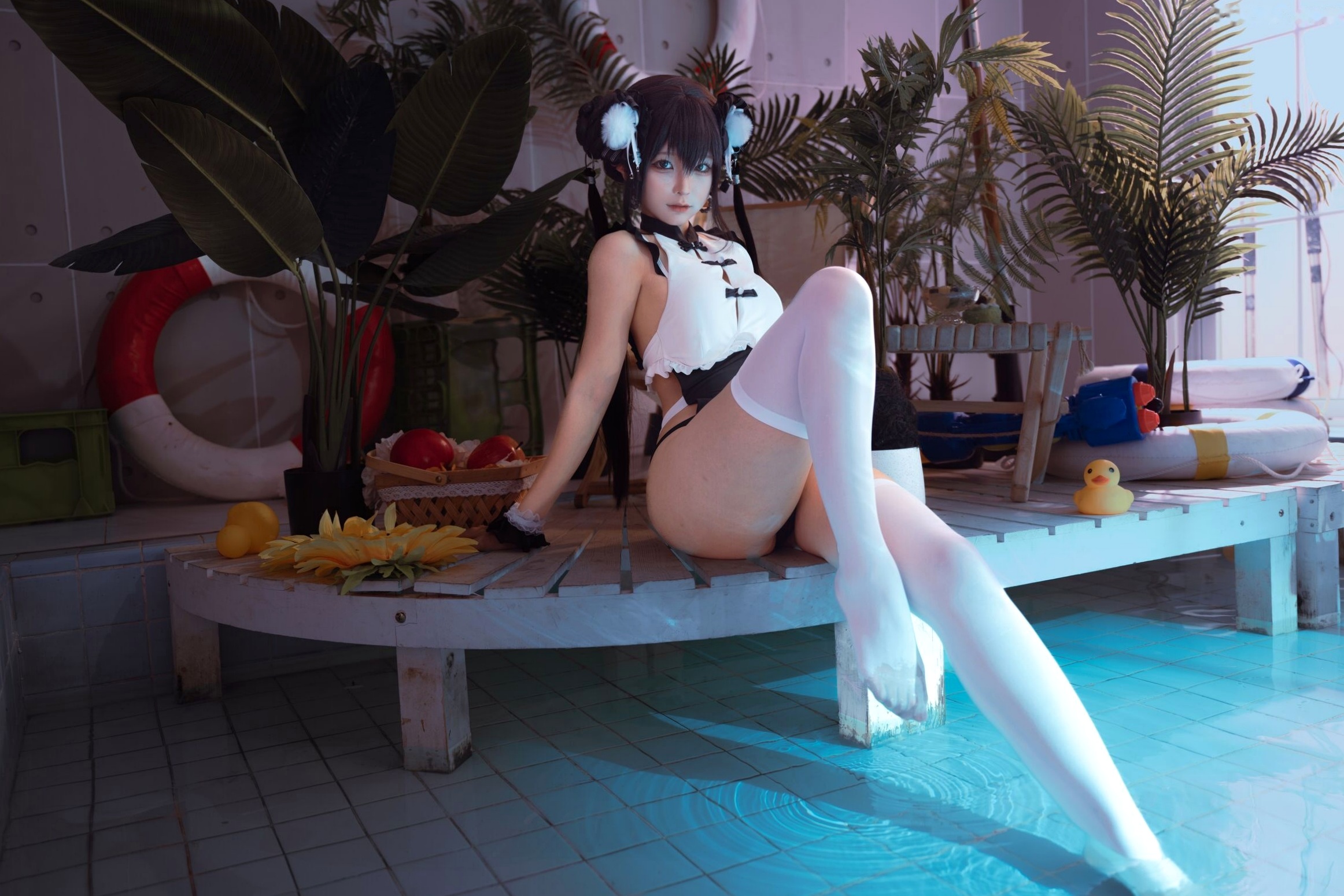蠢沫沫-熊猫娘 独家二次元高叉旗袍美腿性感私房写真