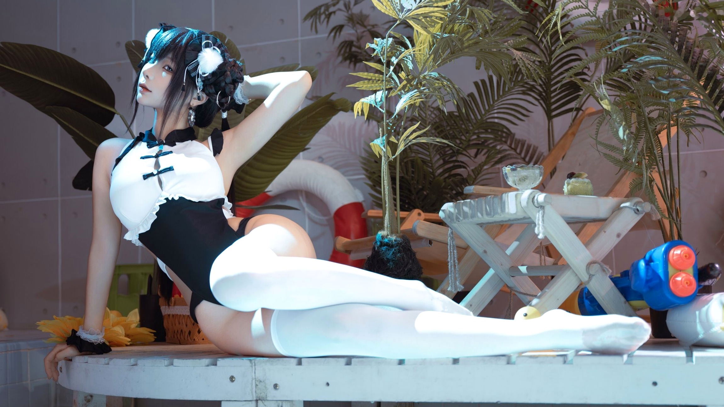蠢沫沫-熊猫娘 独家二次元高叉旗袍美腿性感私房写真